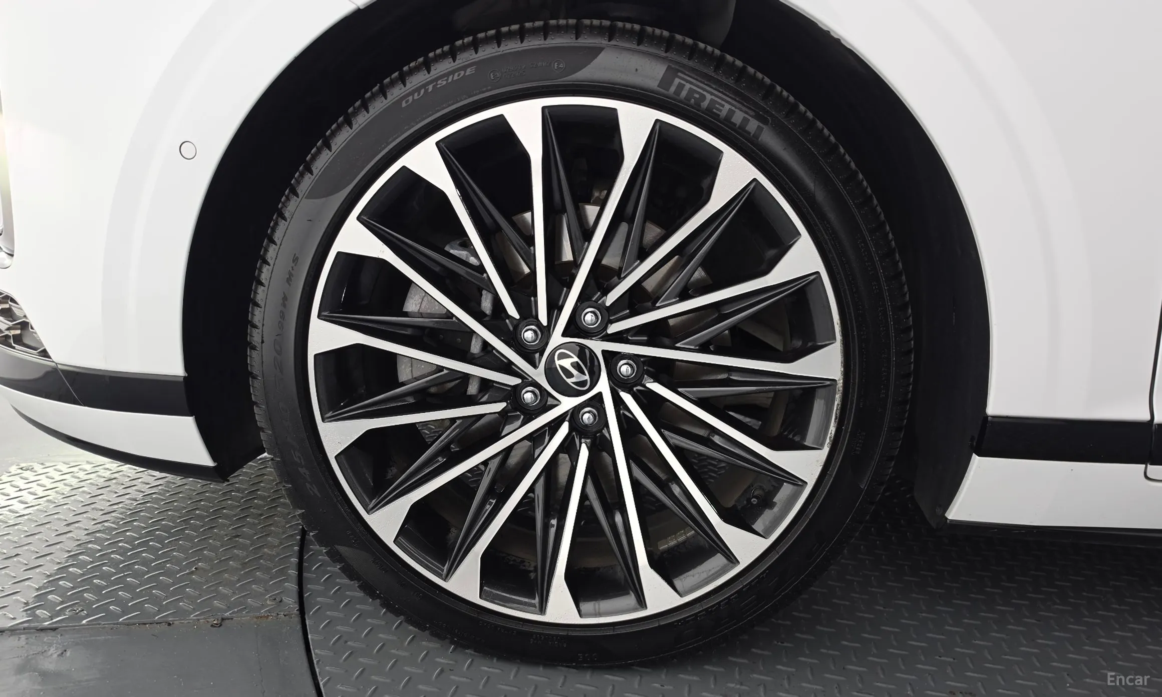 Hyundai Grandeur (GN7) превью 5