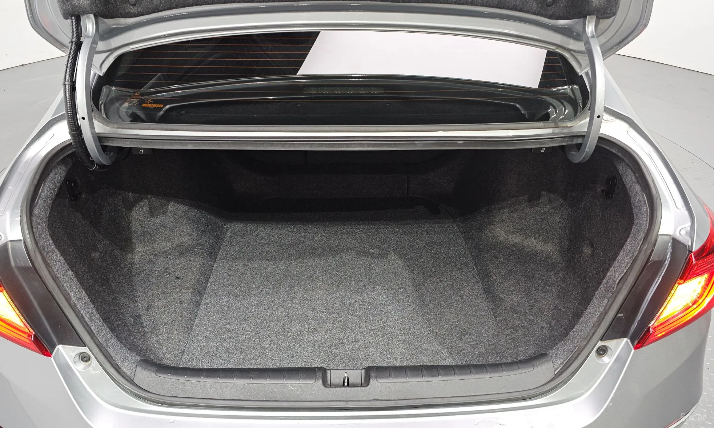 Honda Accord 10th Generation превью 18