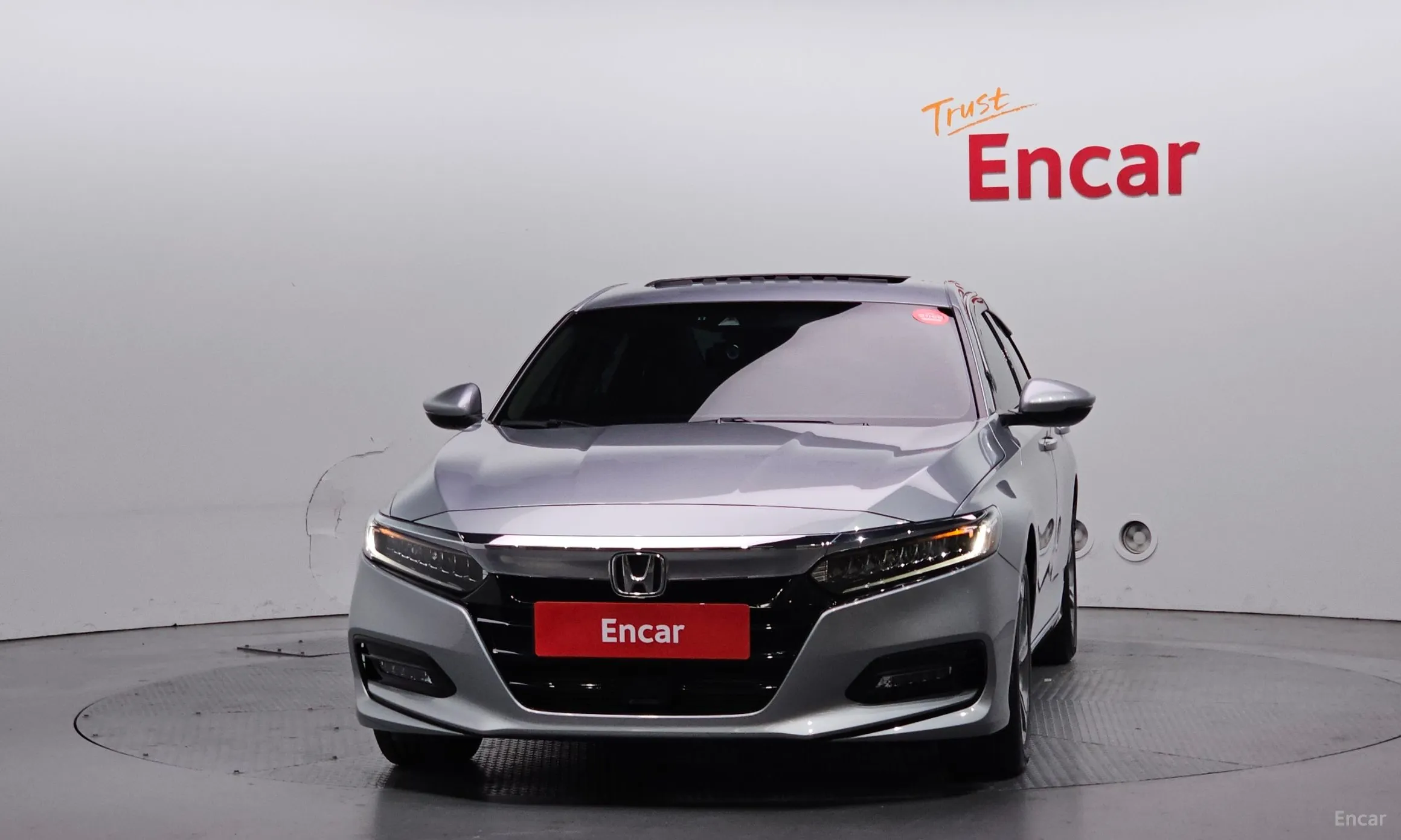 Honda Accord 10th Generation превью 3
