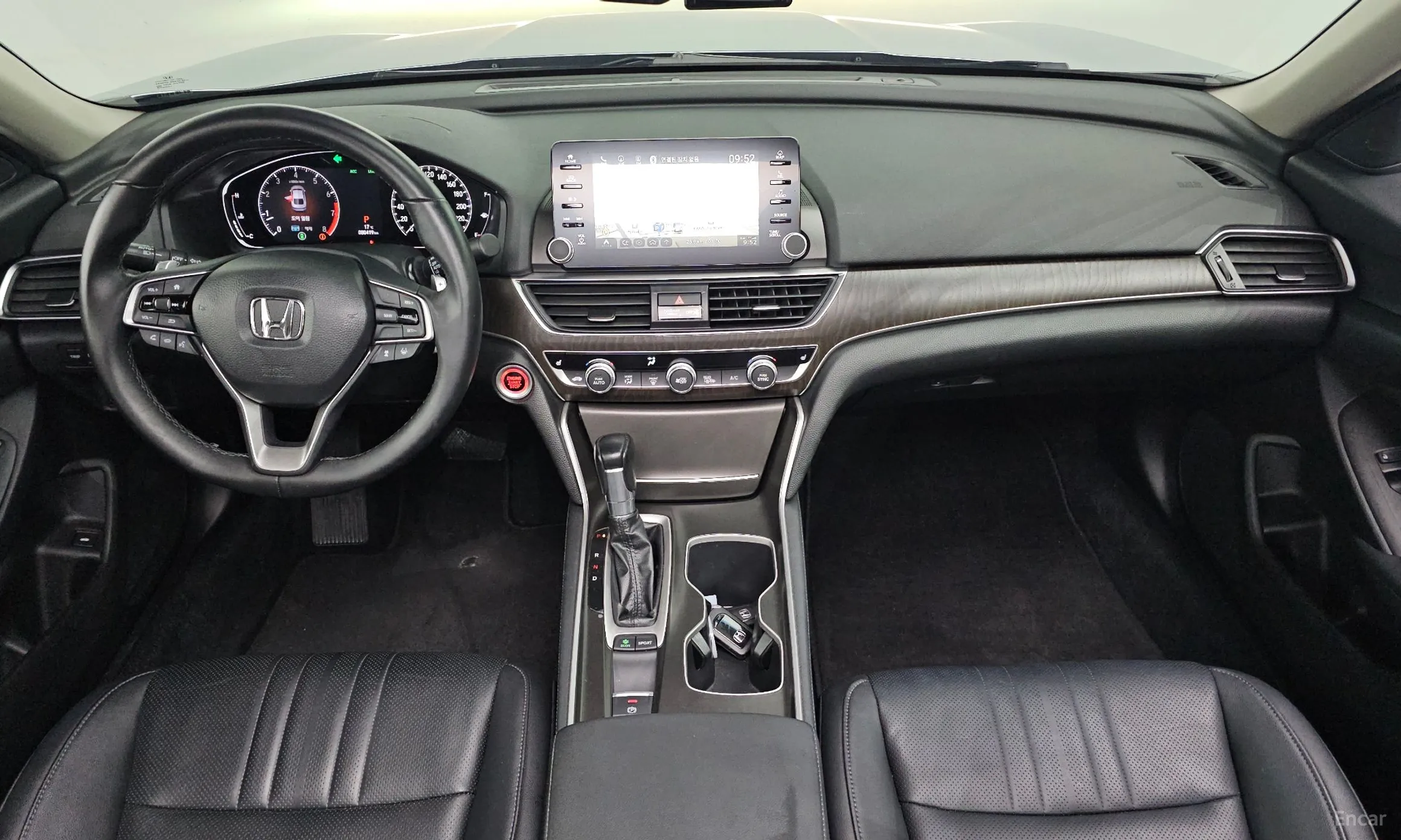 Honda Accord 10th Generation превью 7
