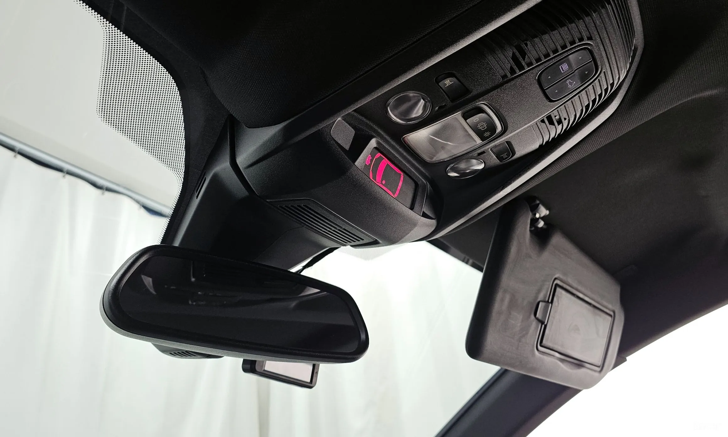Peugeot 5008 2nd generation превью 17