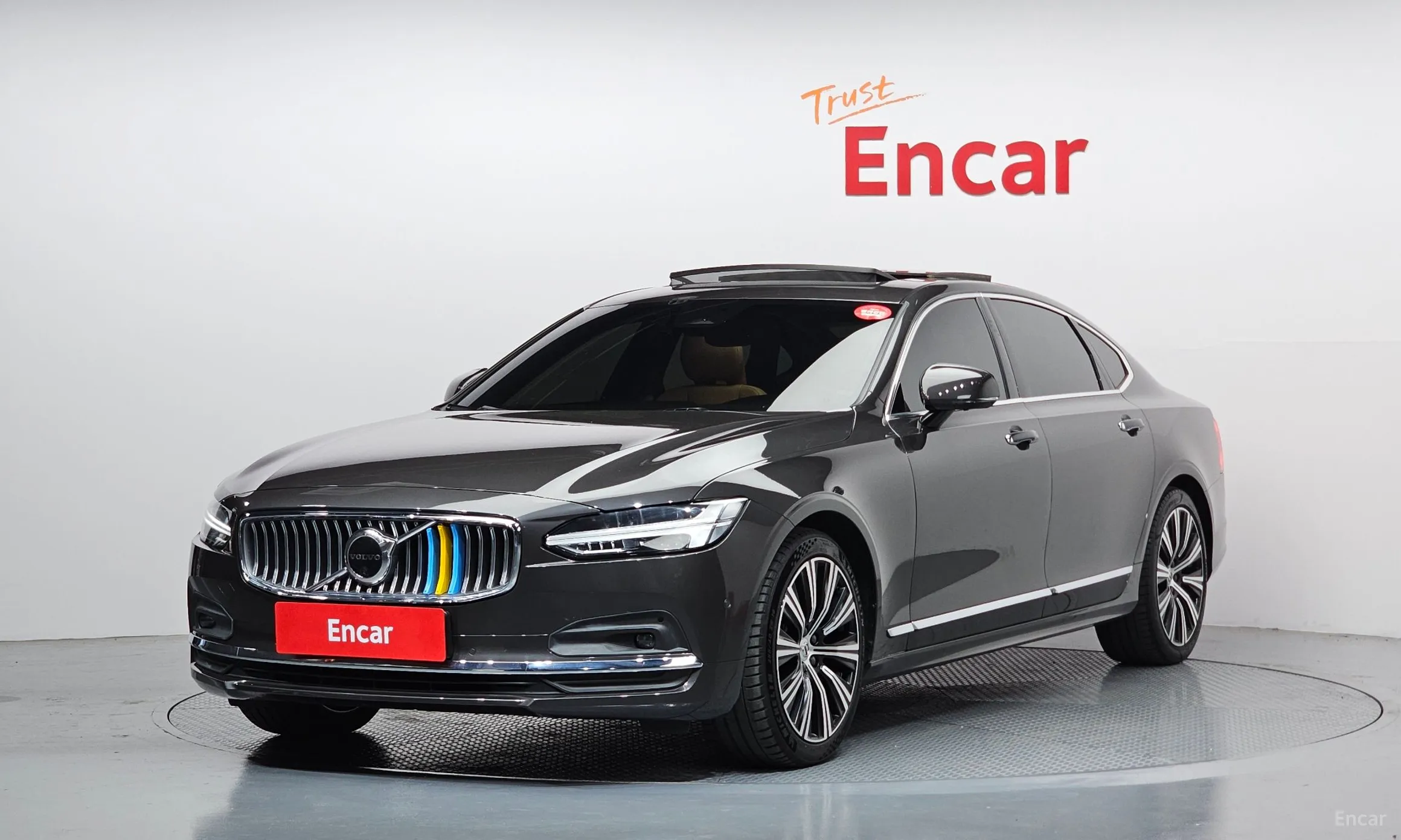 S90