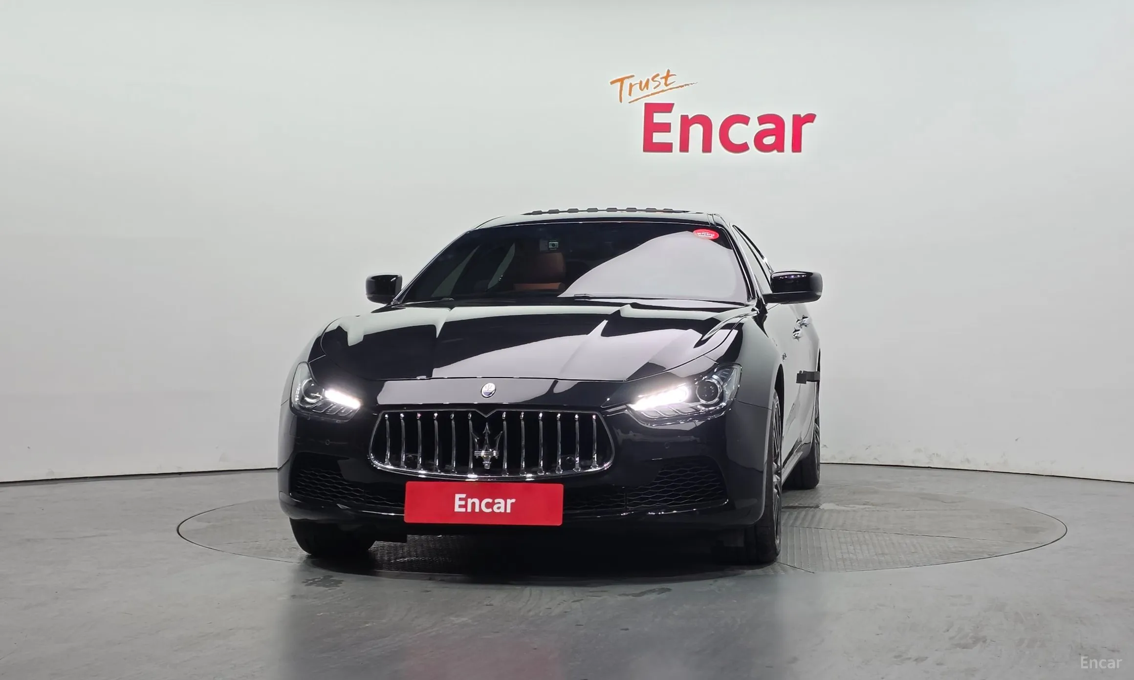 Maserati Ghibli превью 3