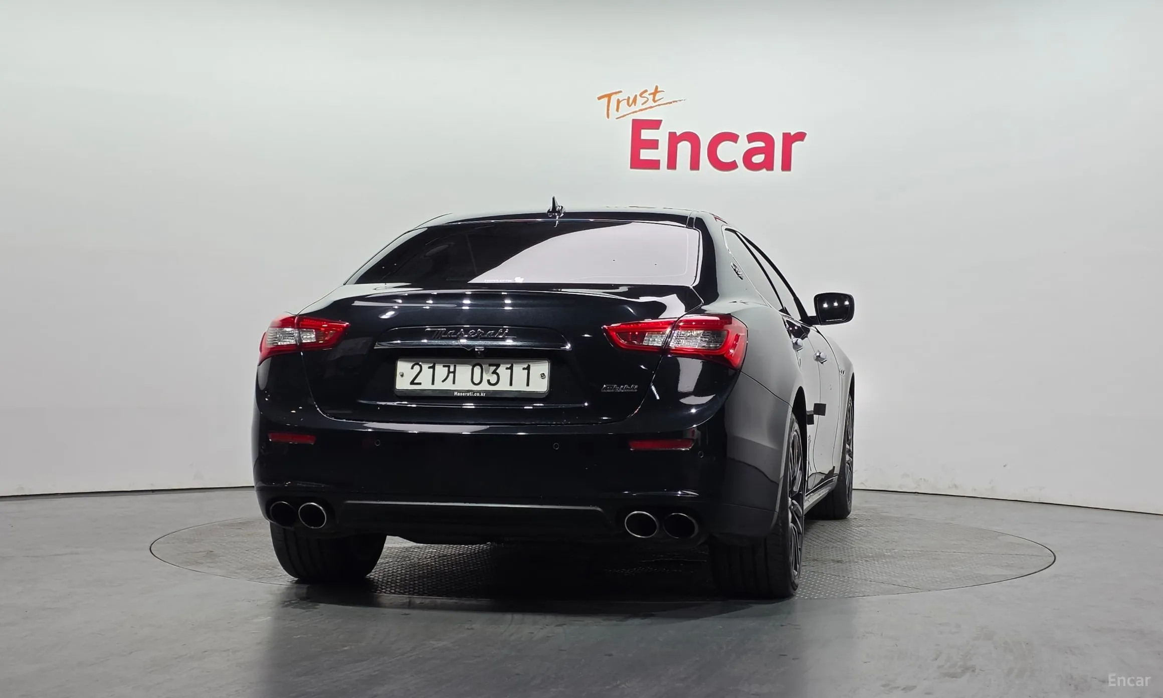 Maserati Ghibli превью 4