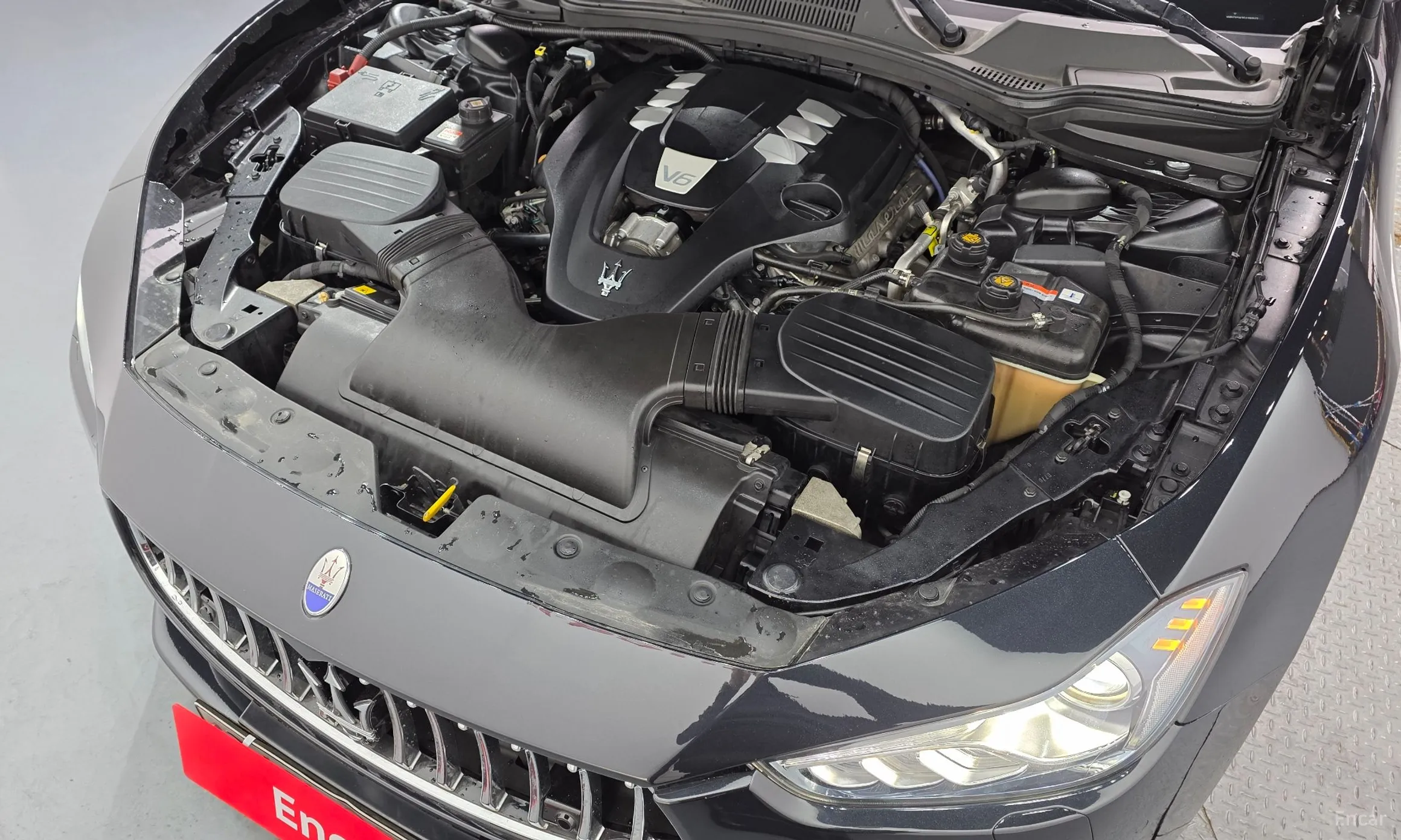 Maserati Ghibli превью 6