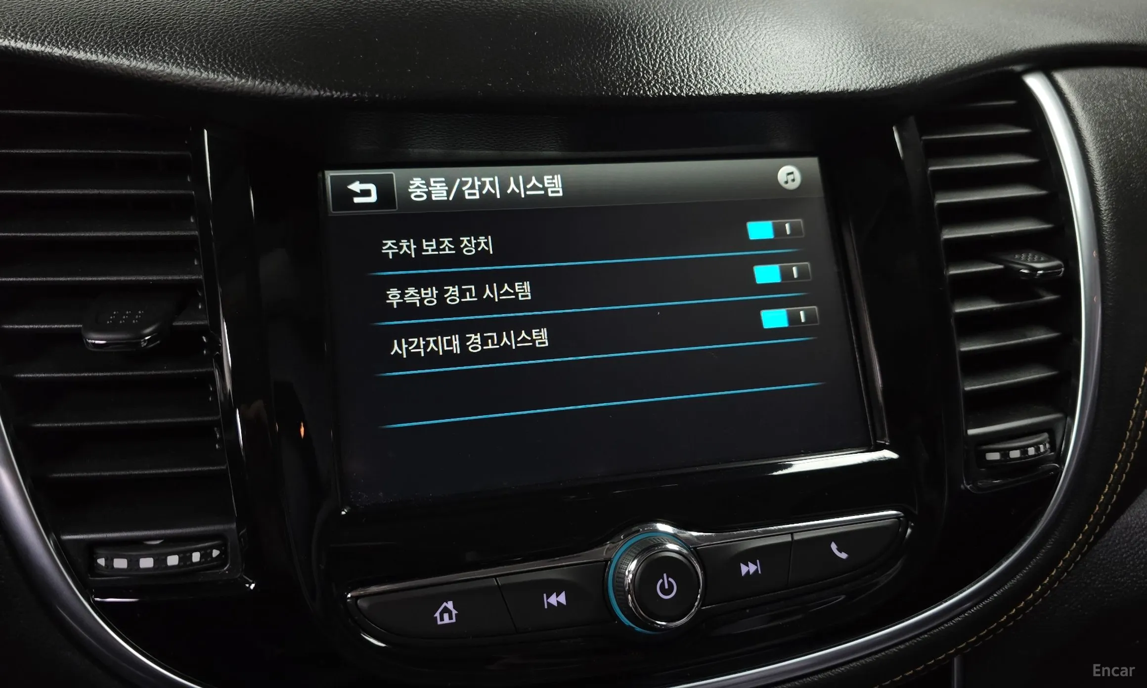 Chevrolet (GM Daewoo) Trax превью 16