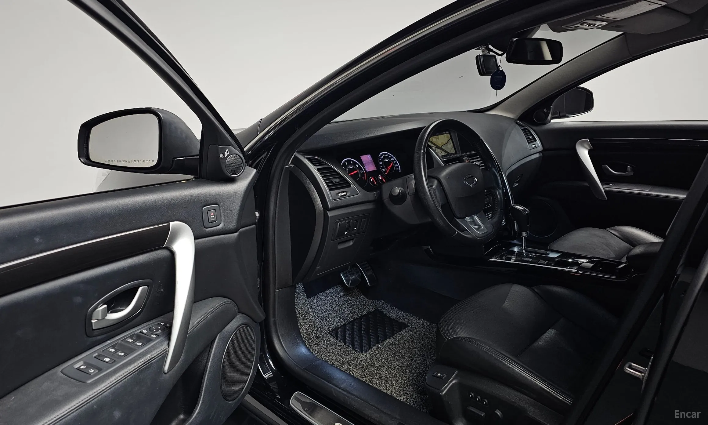 Renault Korea (Samsung) SM7 превью 10
