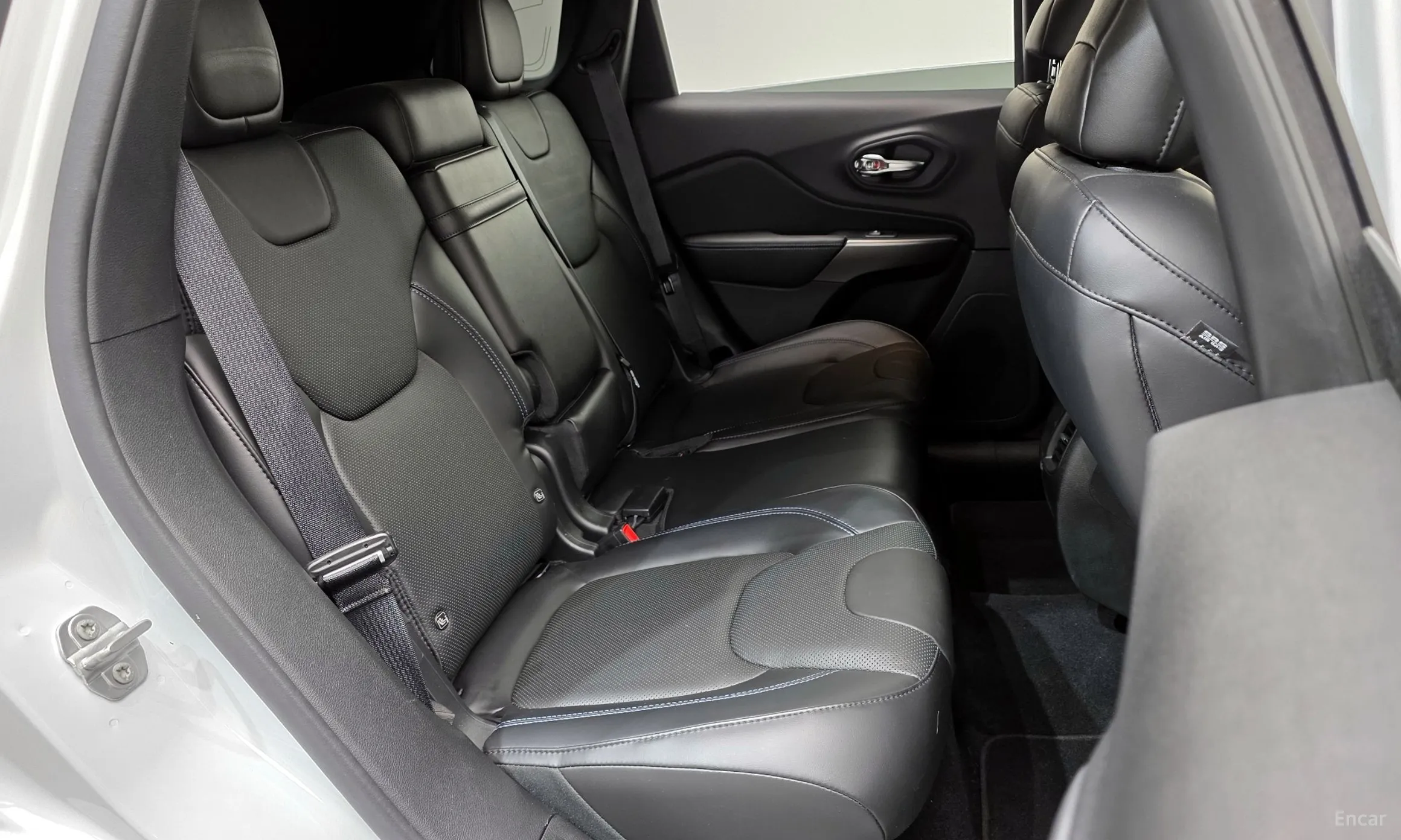 Jeep Cherokee (KL) превью 11