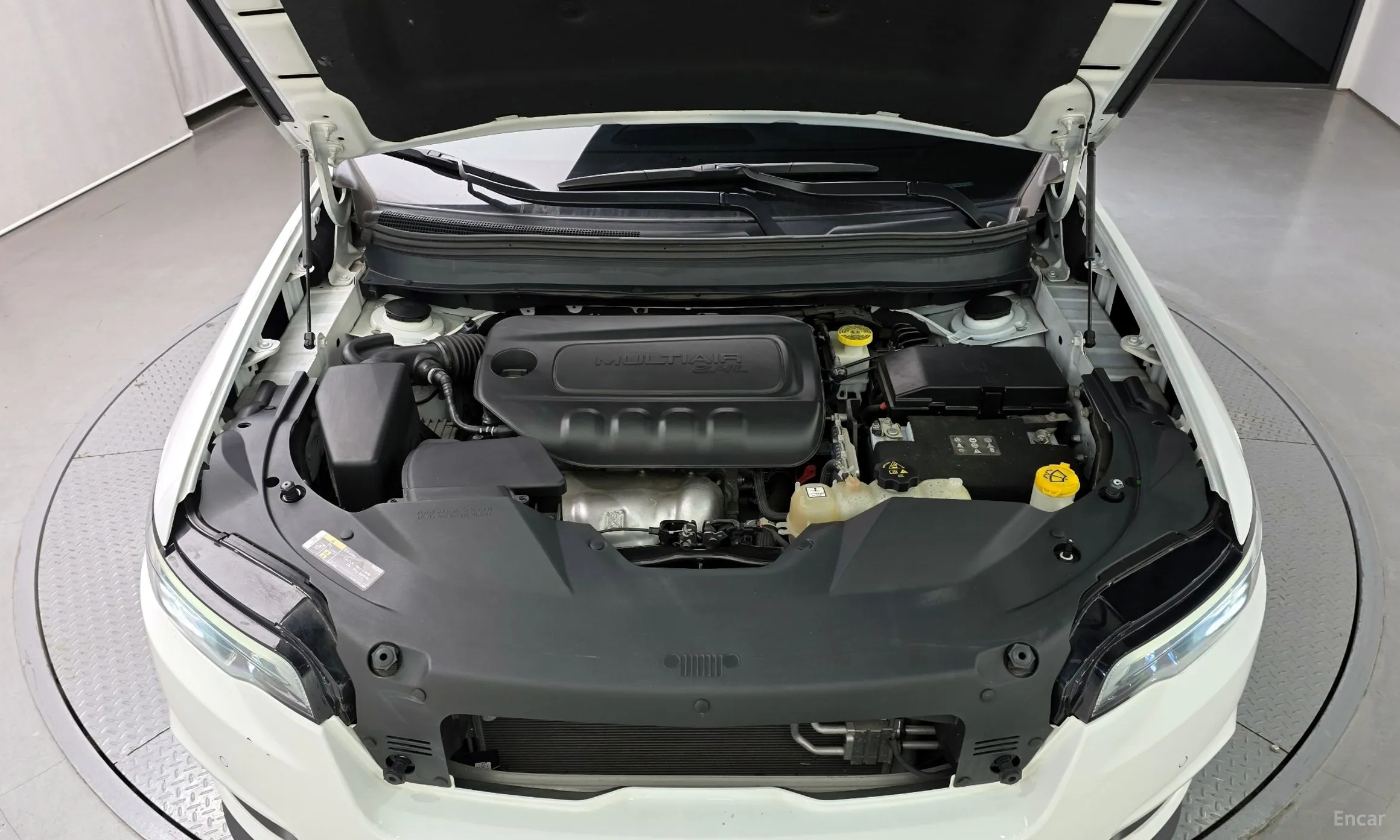Jeep Cherokee (KL) превью 6