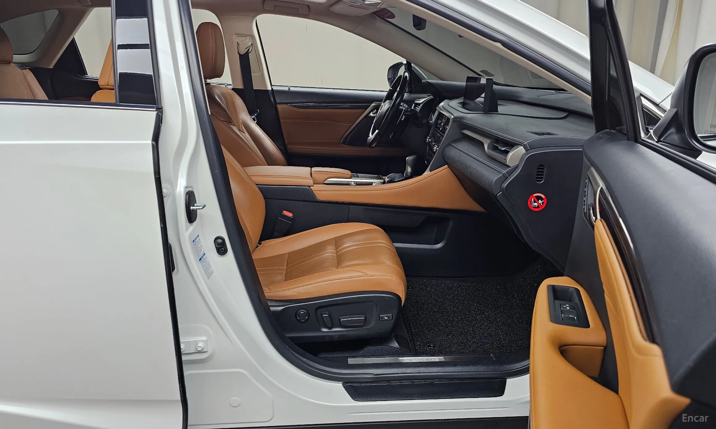 Lexus RX450hL 4th Generation превью 11