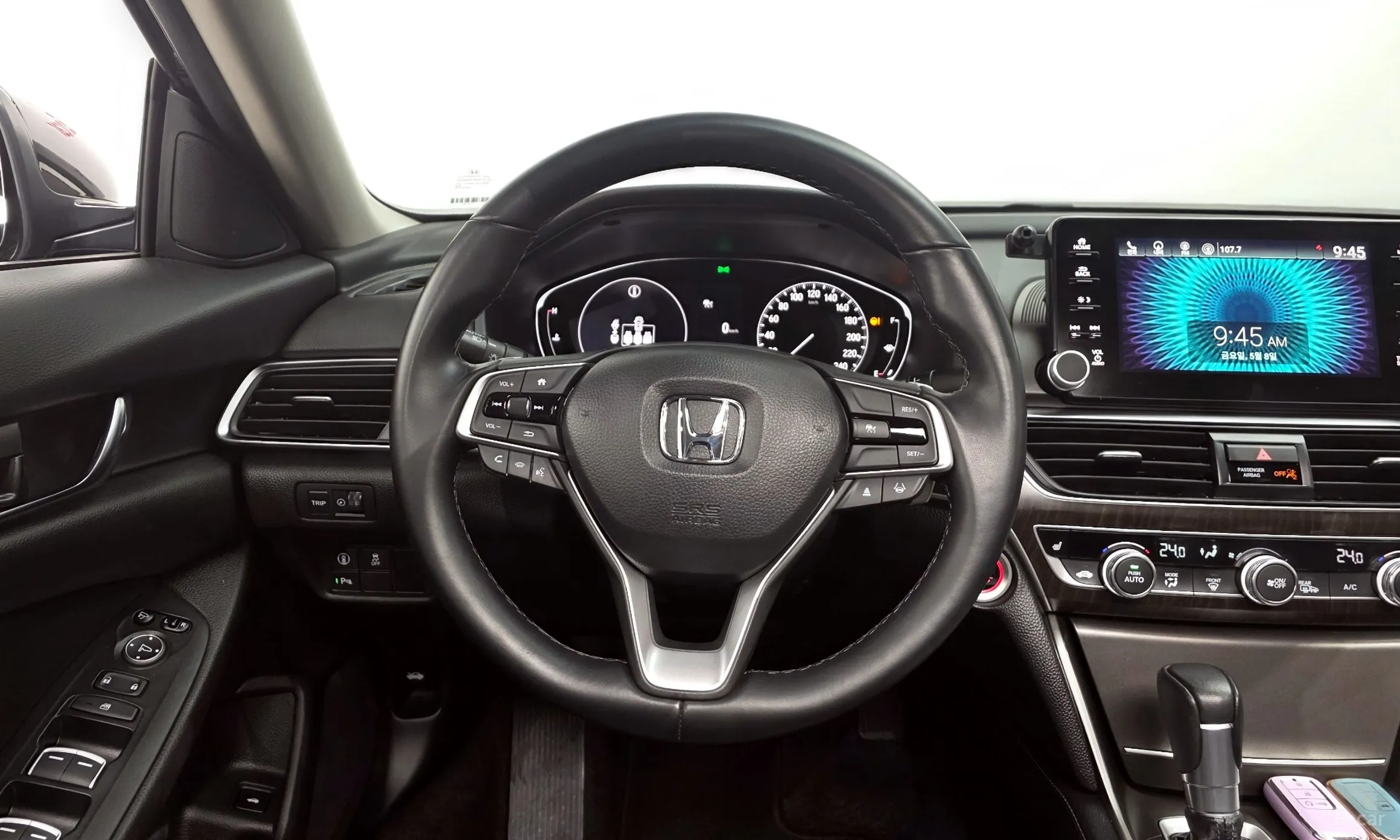 Honda Accord 10th Generation превью 12
