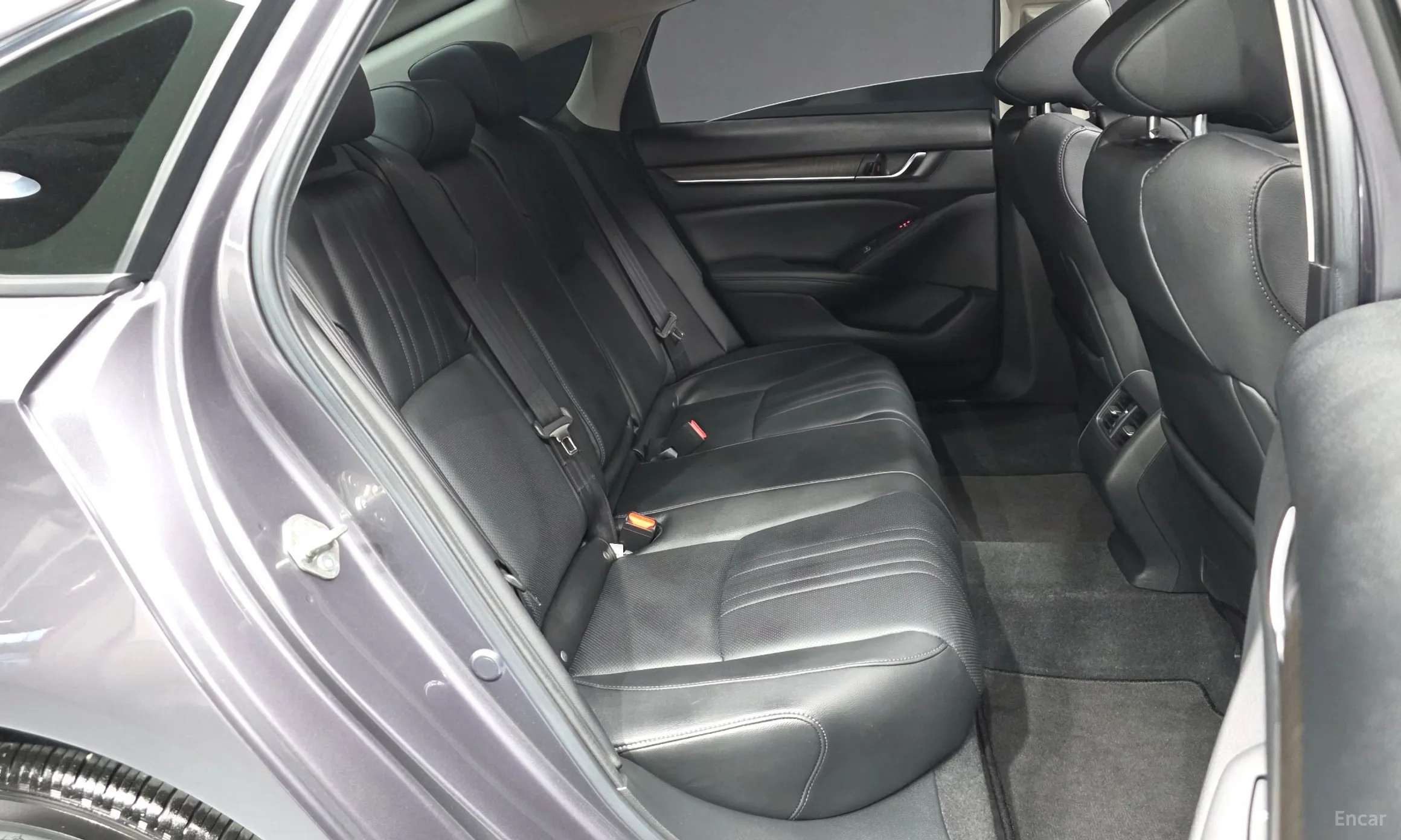 Honda Accord 10th Generation превью 12