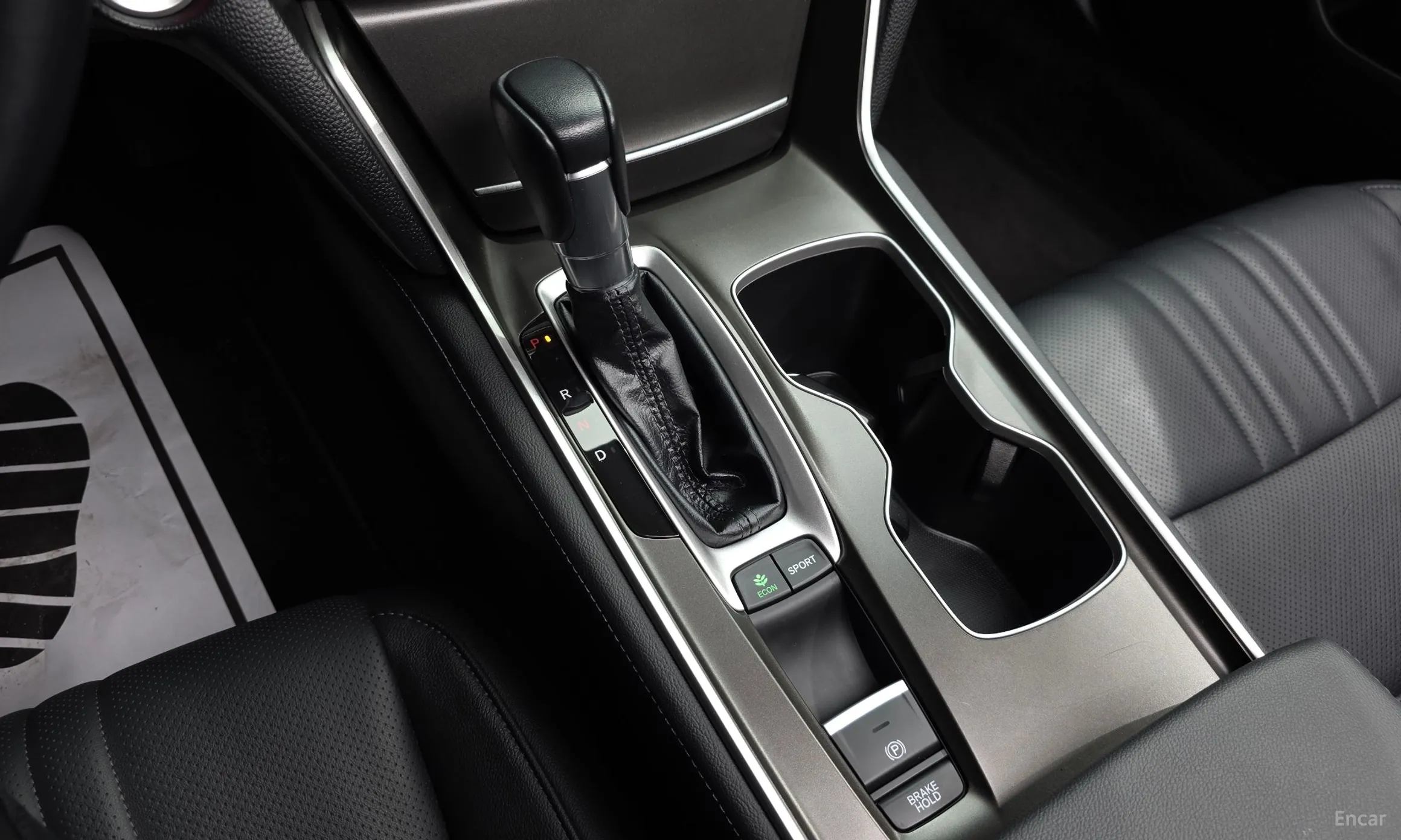 Honda Accord 10th Generation превью 9