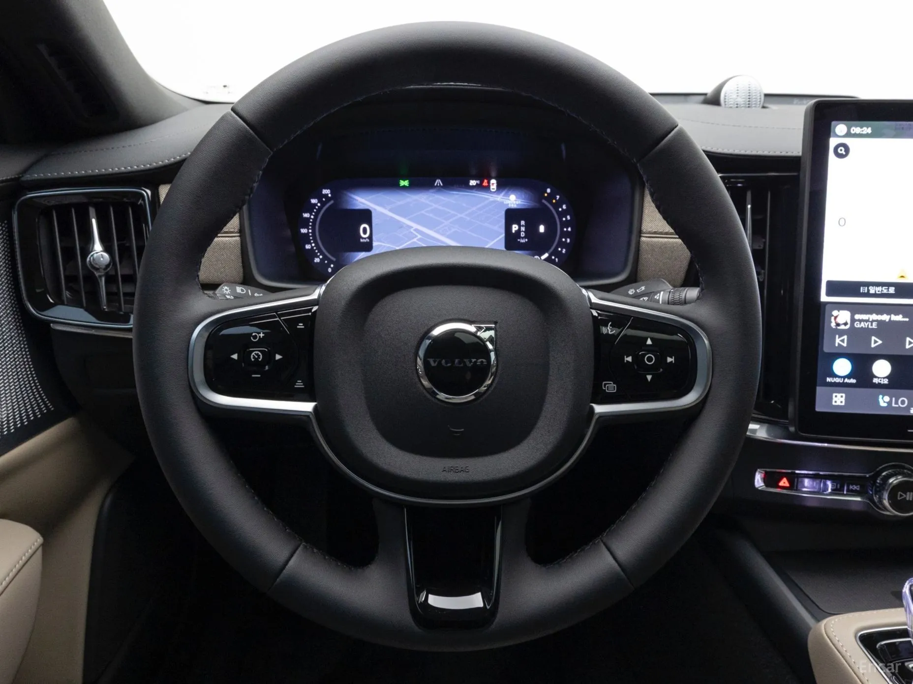 Volvo S90 превью 11