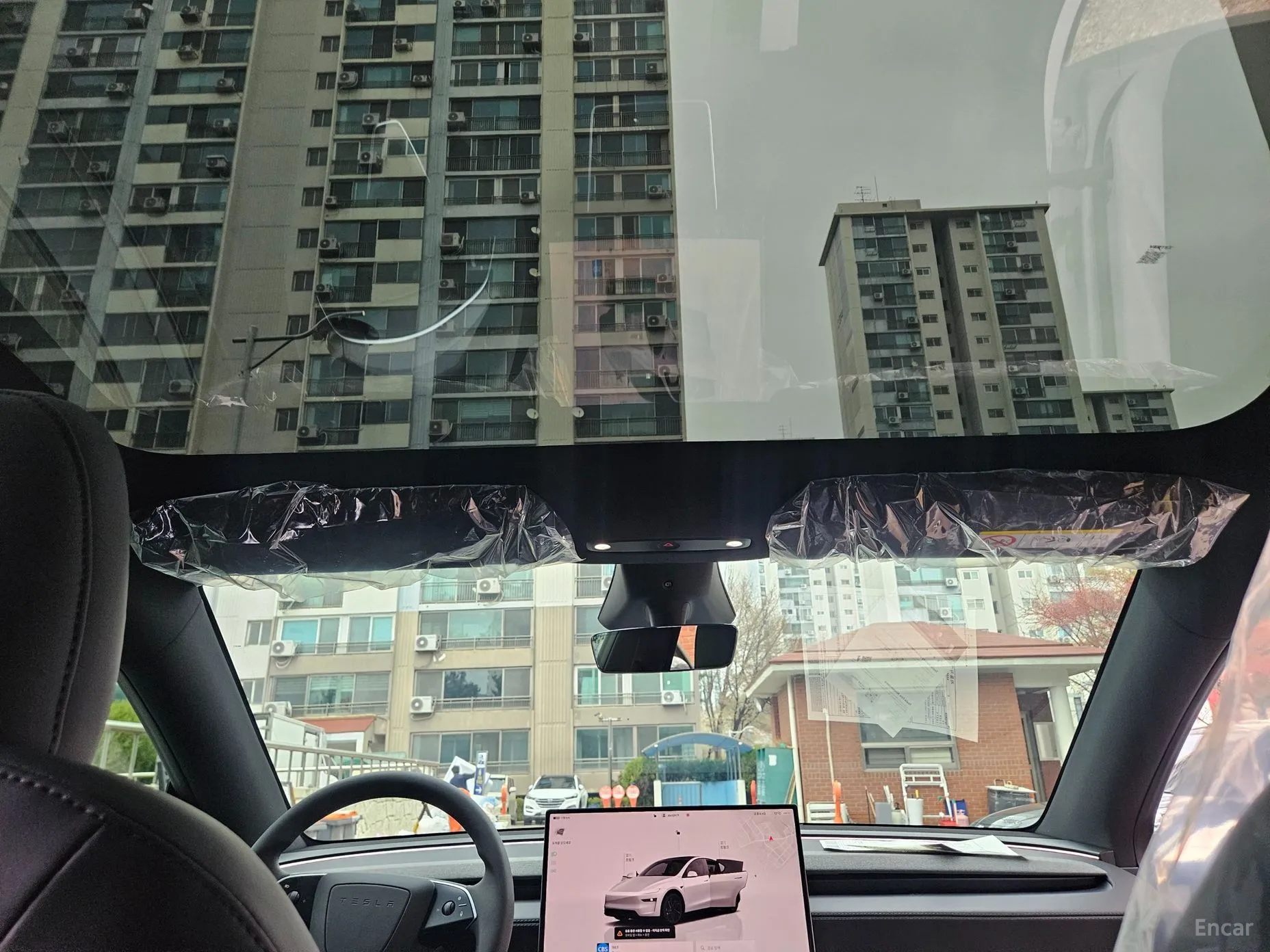 Tesla Model Y превью 12