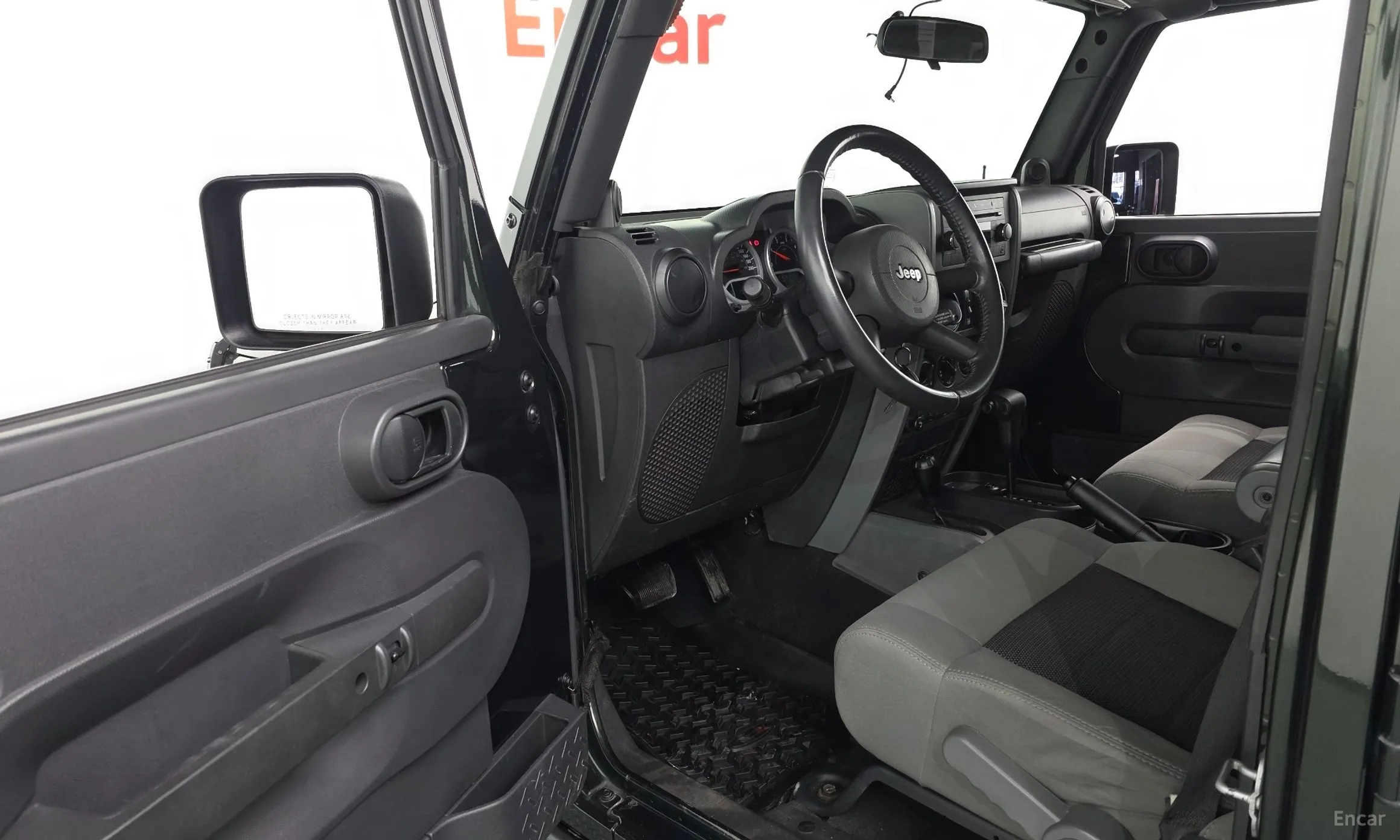 Jeep Wrangler (JK) превью 10