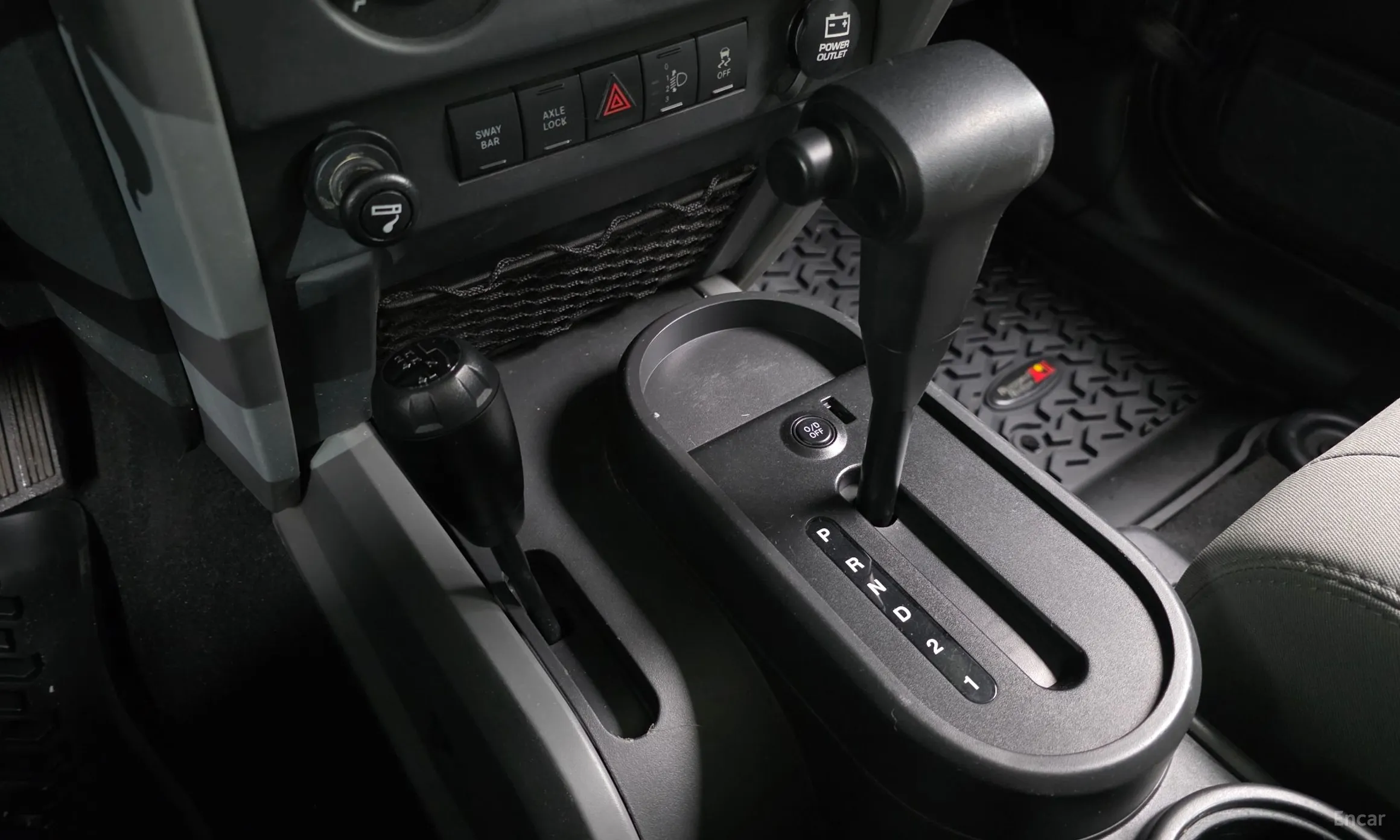 Jeep Wrangler (JK) превью 9
