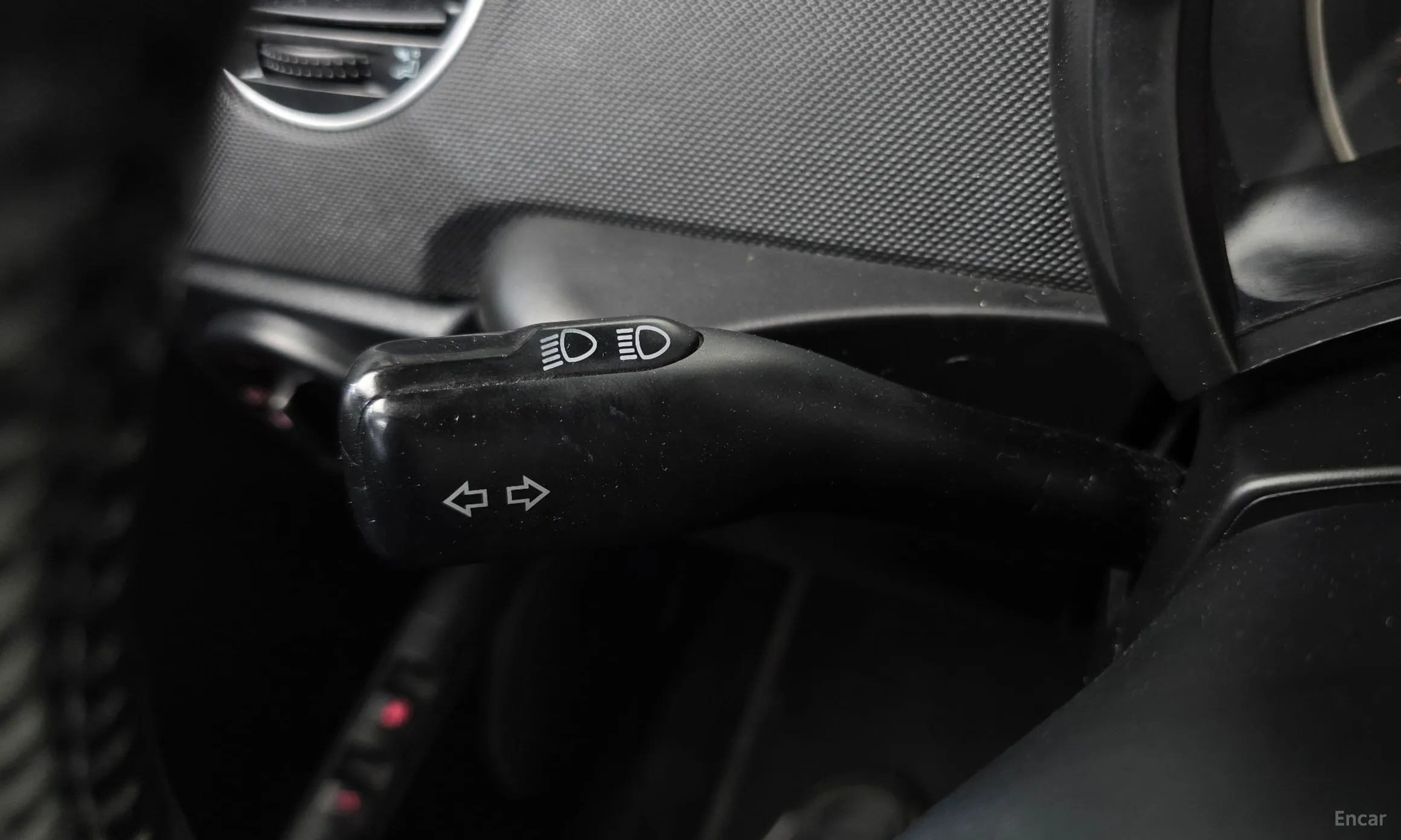 Volkswagen New Beetle превью 19