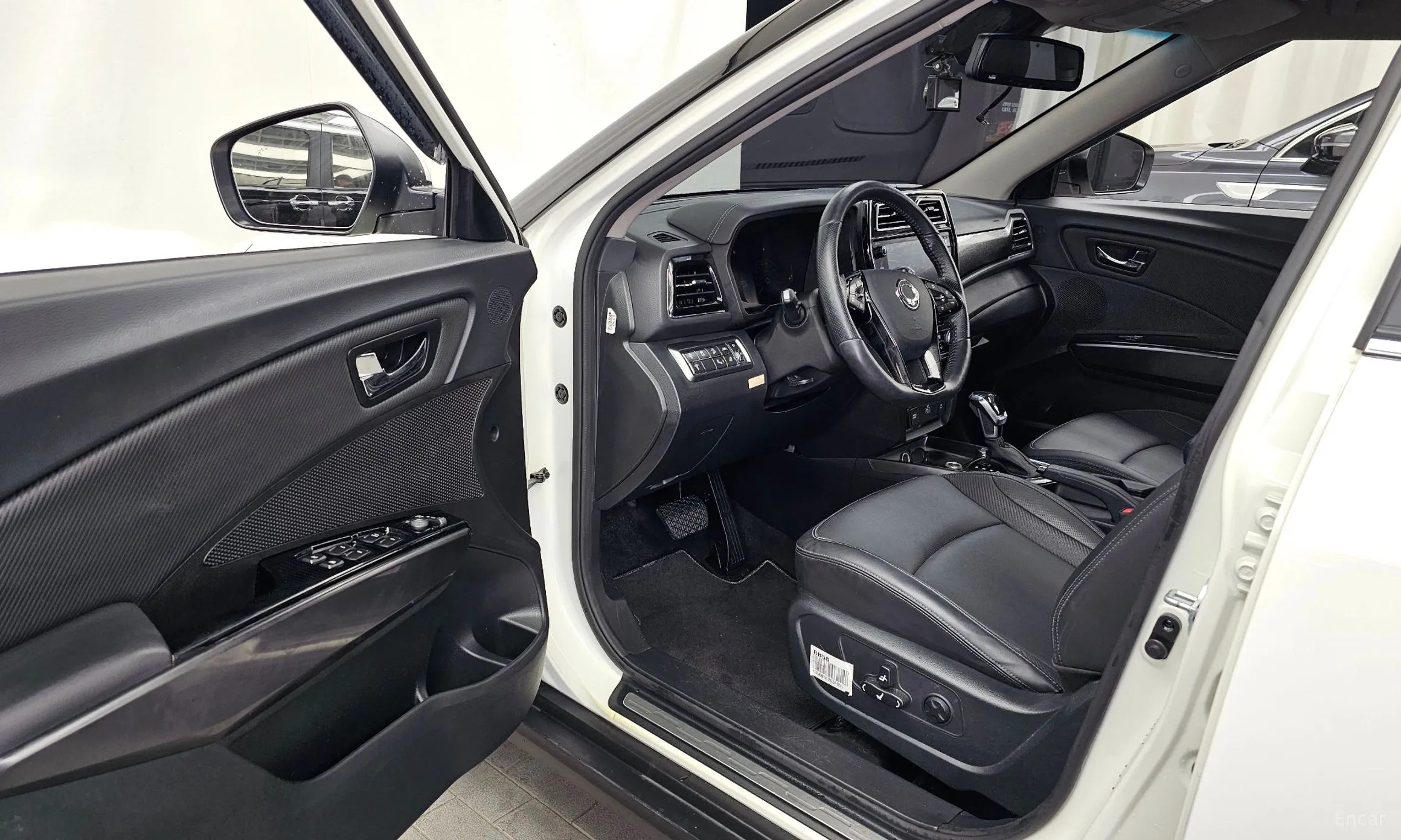 KG Mobility (SsangYong) Berry New Tivoli превью 10