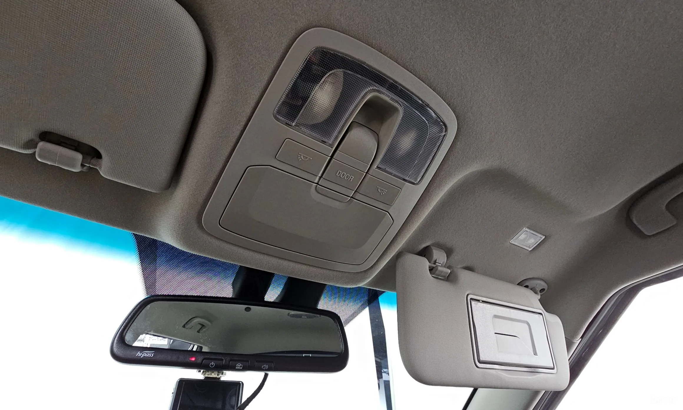 KG Mobility (SsangYong) Berry New Tivoli превью 17