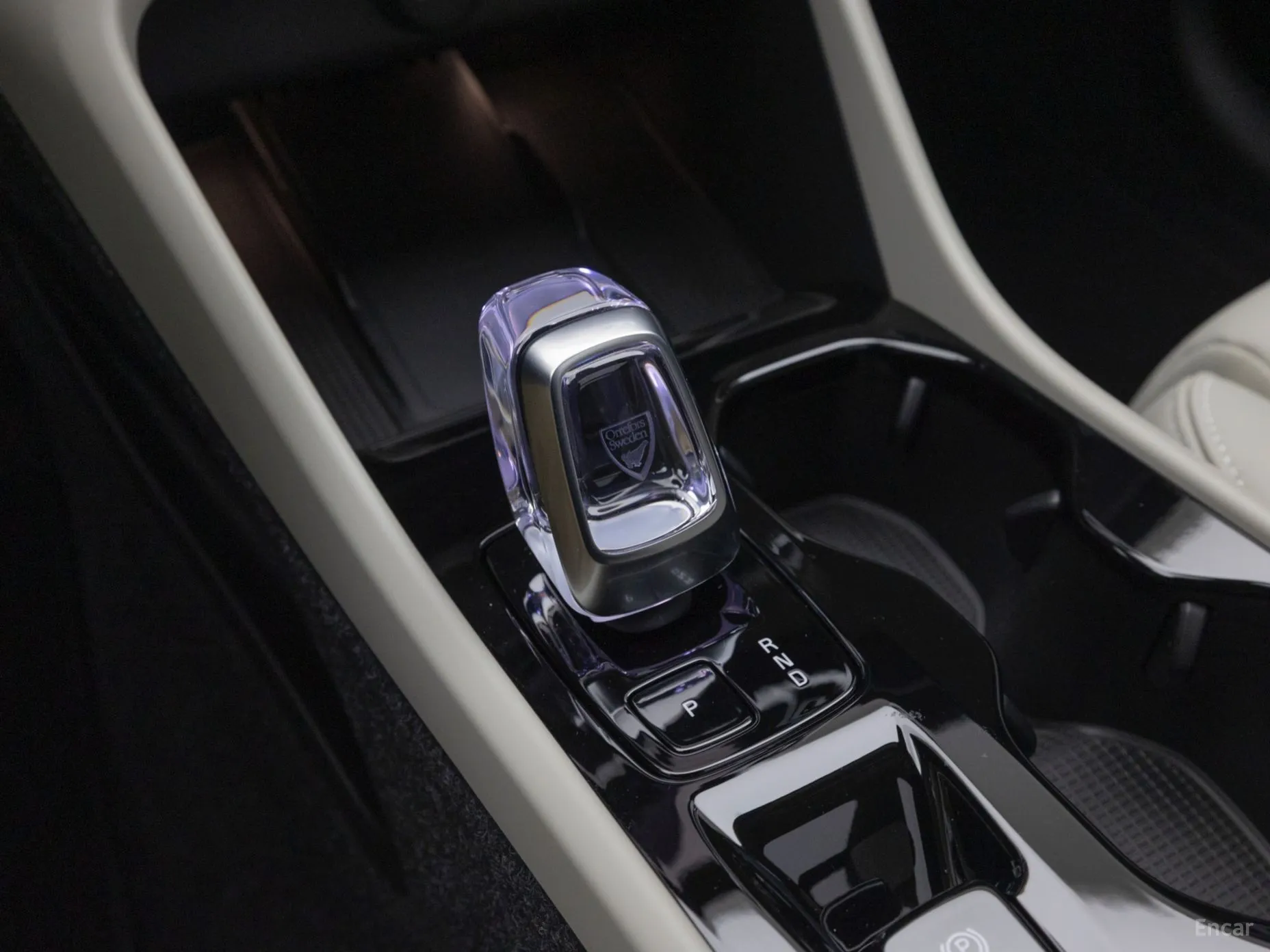 Volvo XC40 превью 9