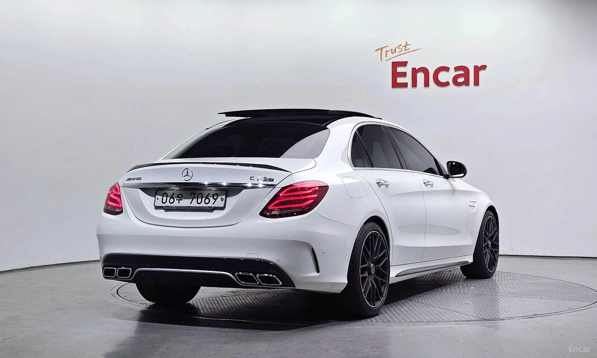 Mercedes Benz C-Class W205