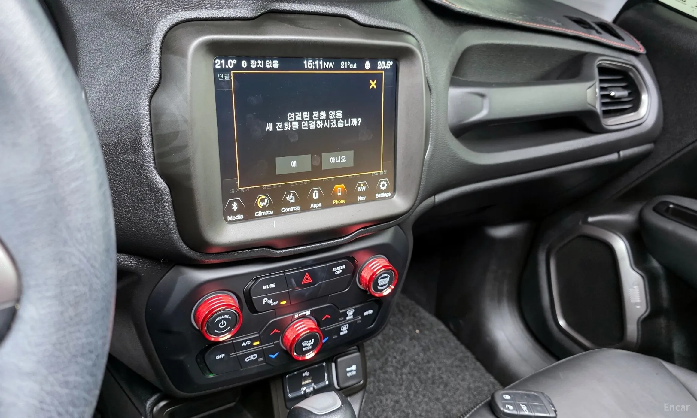 Jeep Renegade превью 18