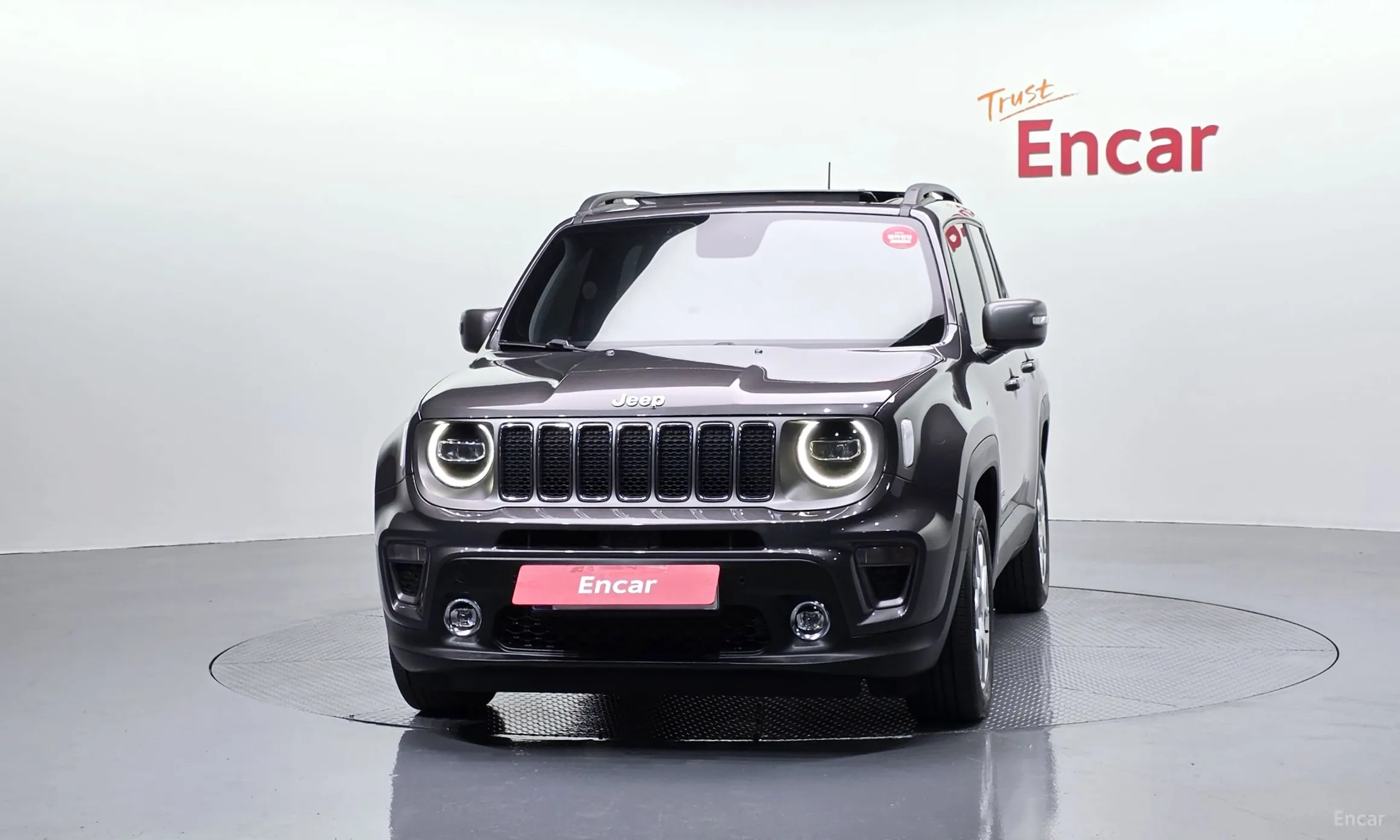 Jeep Renegade превью 3