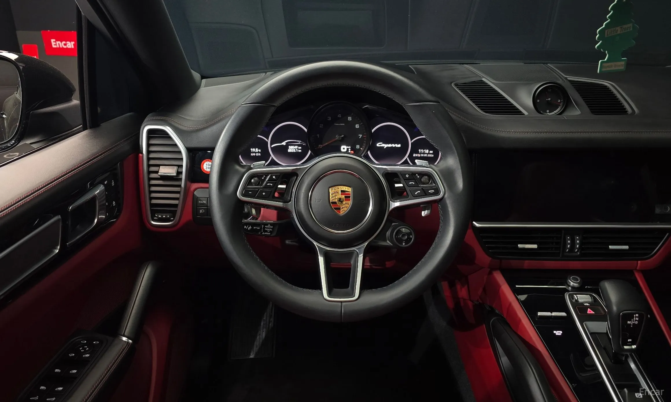 Porsche Cayenne (PO536) превью 13
