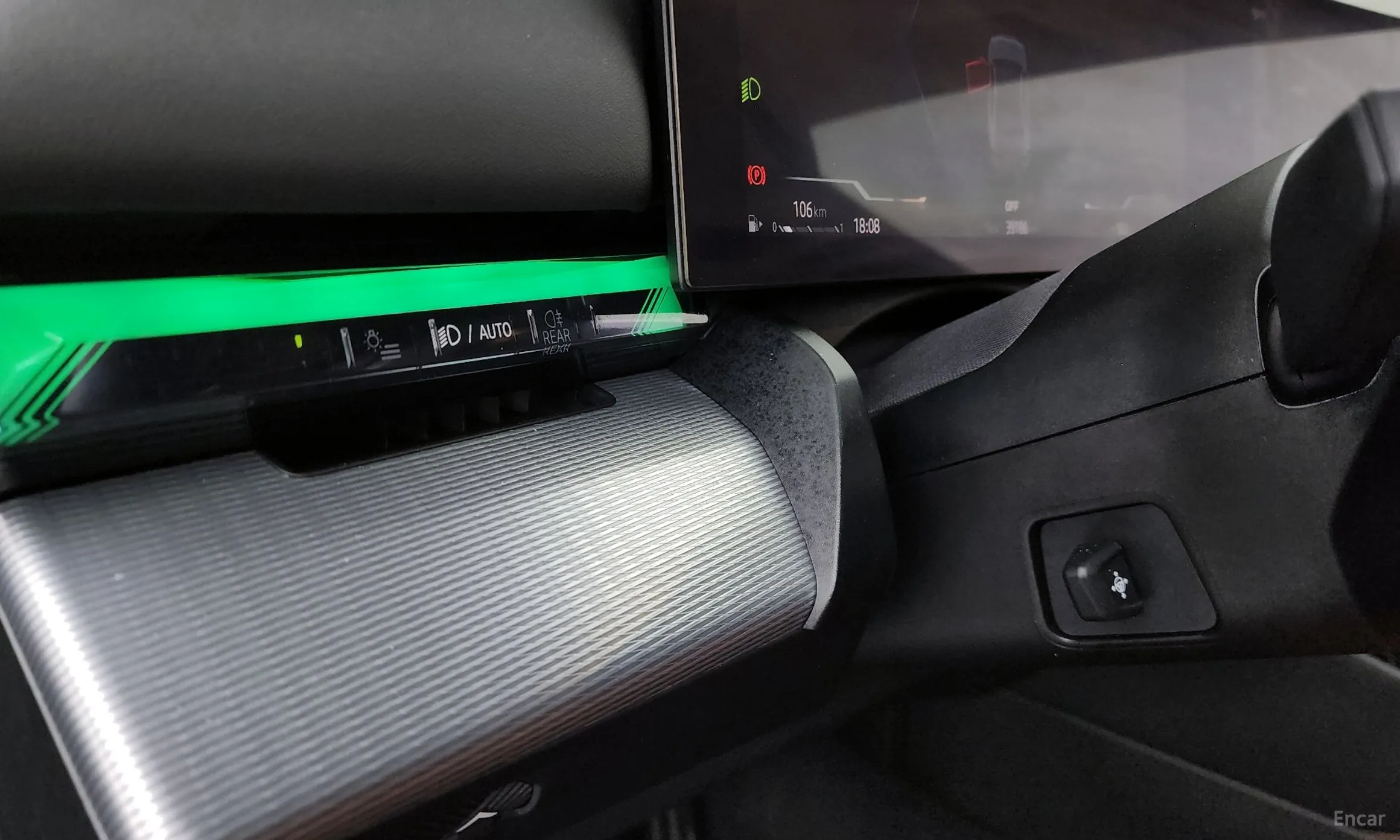 BMW 5 Series (G60) превью 16