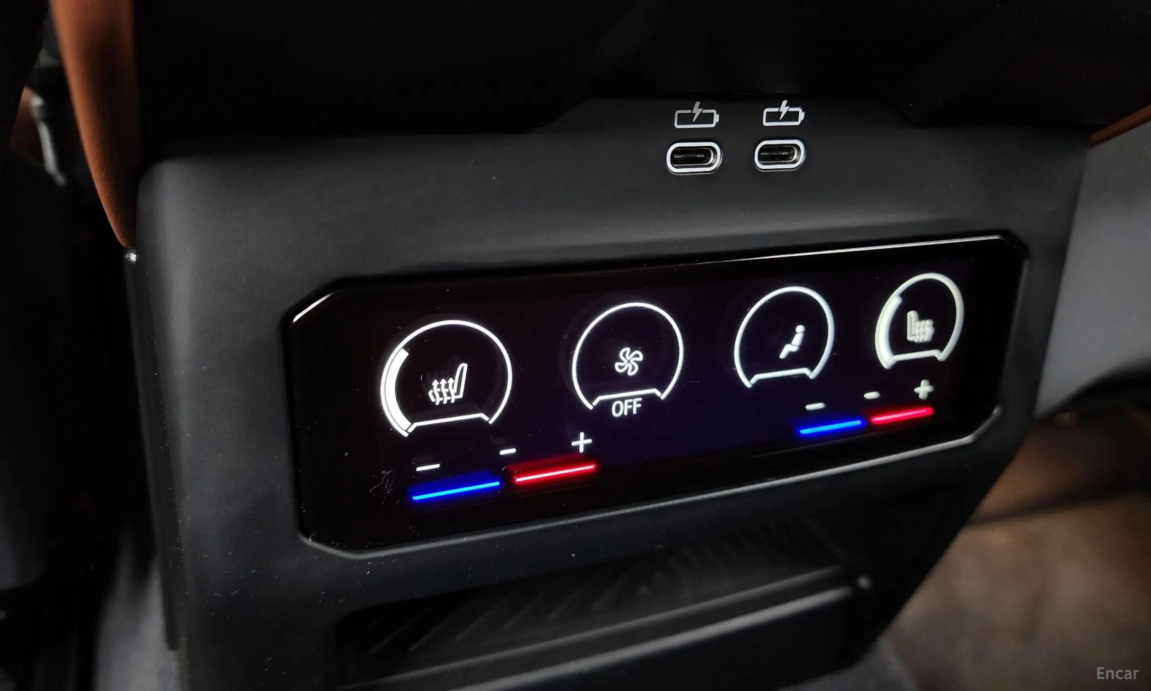 BMW 5 Series (G60) превью 19