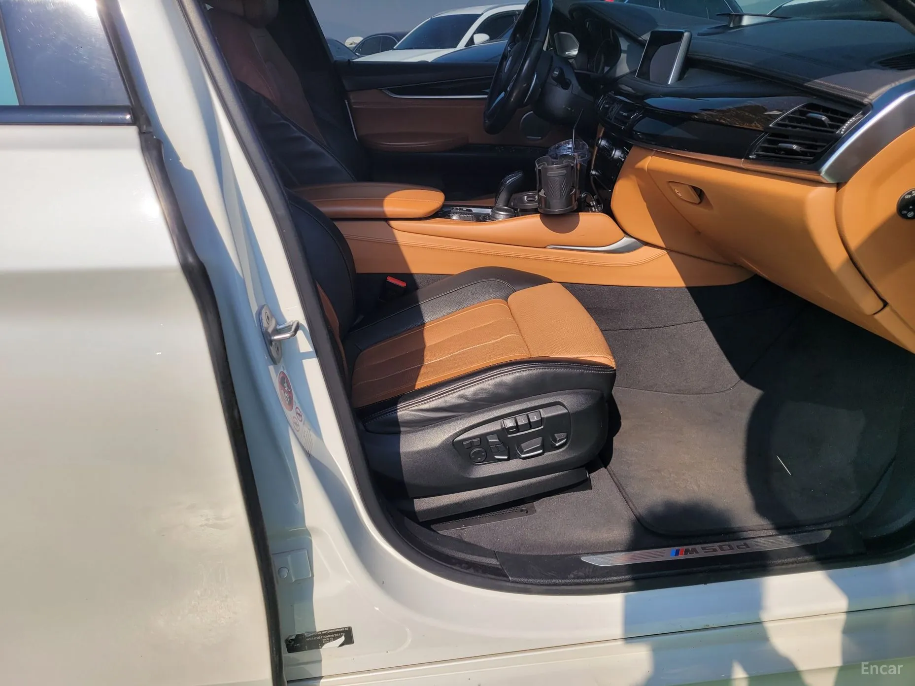 BMW X6 (F16) превью 14