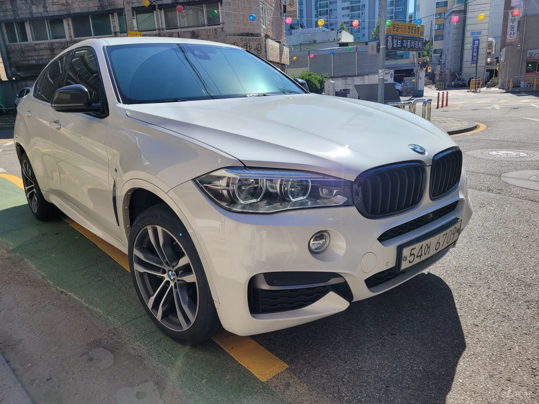 BMW X6 (F16) превью 4
