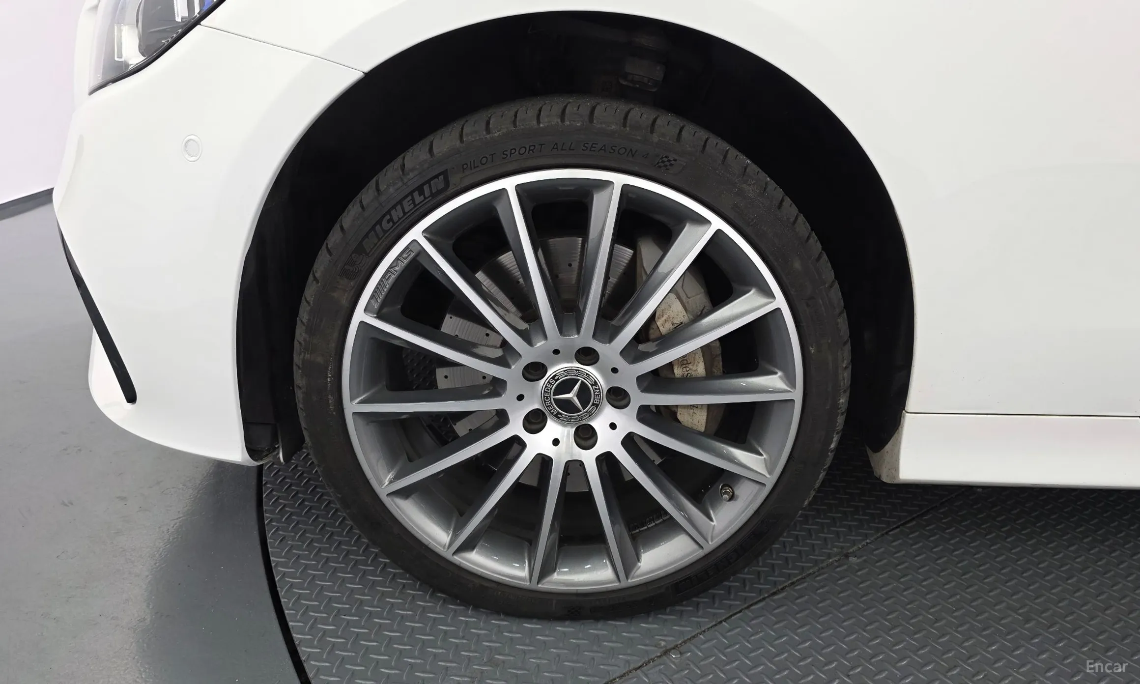 Mercedes Benz E-Class W213 превью 5