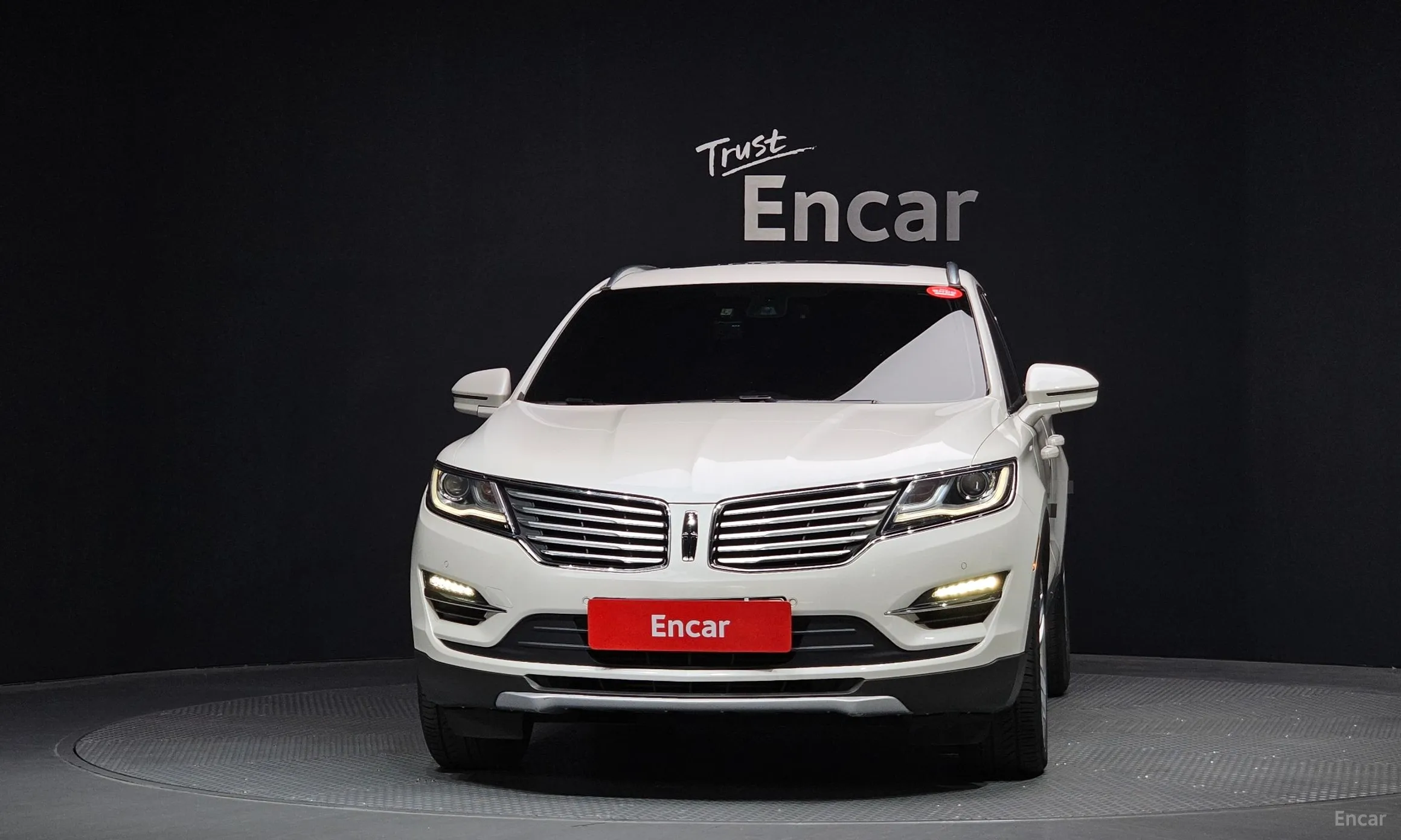 Lincoln MKC превью 3