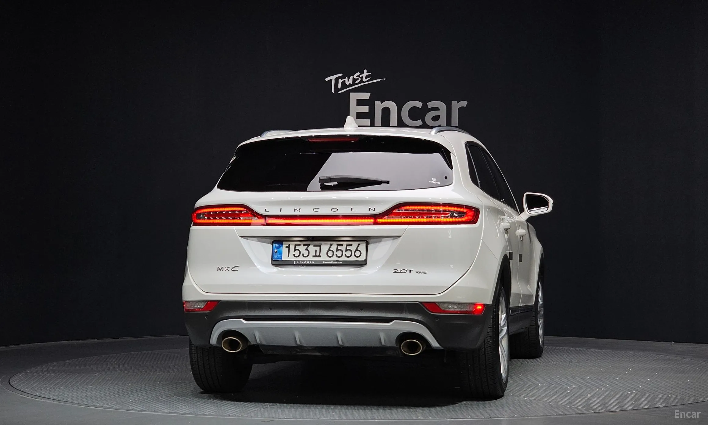 Lincoln MKC превью 4