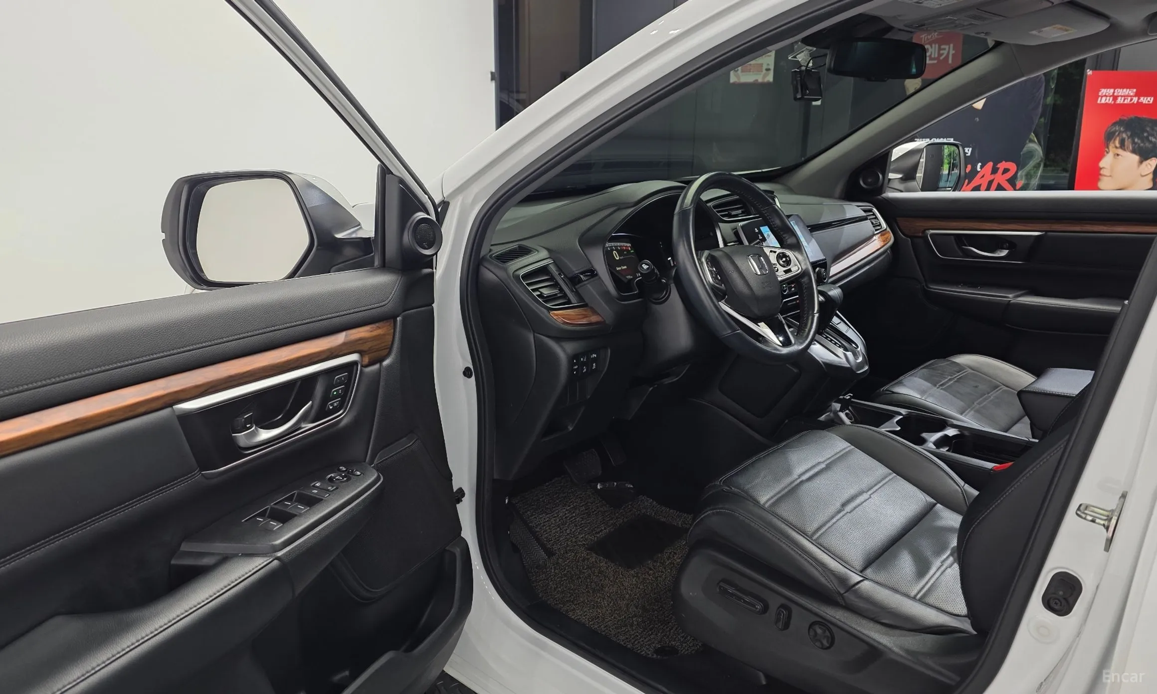 Honda CR-V 5th generation превью 10