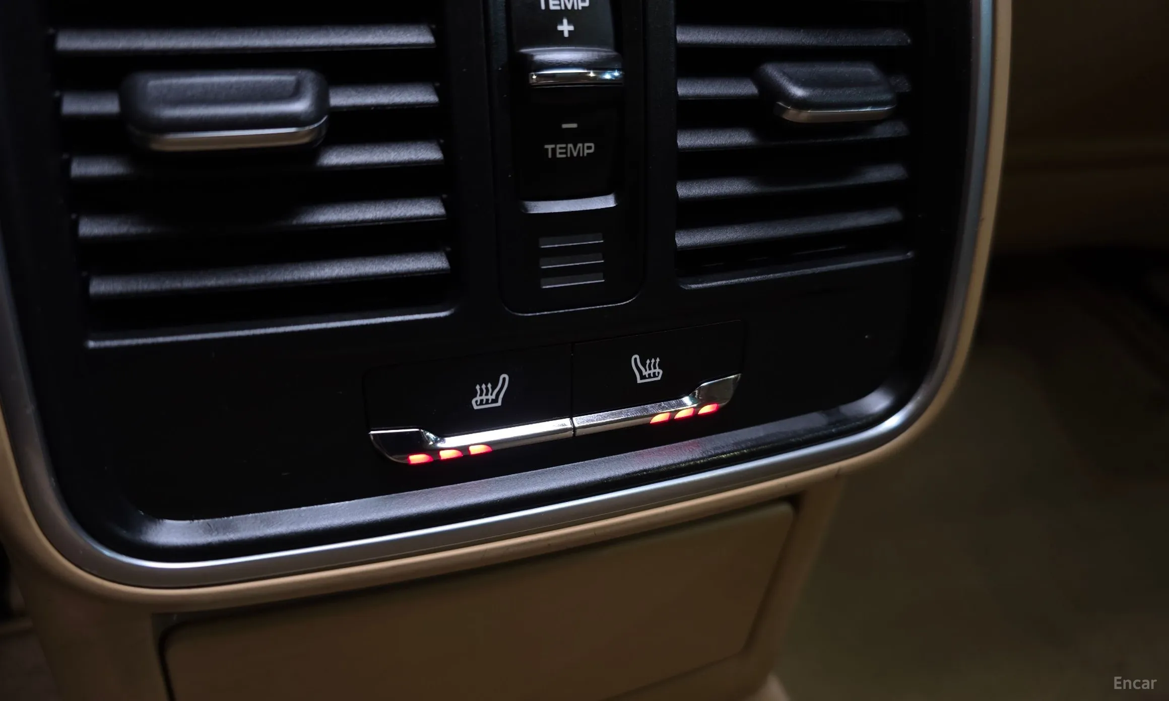 Porsche Macan превью 18