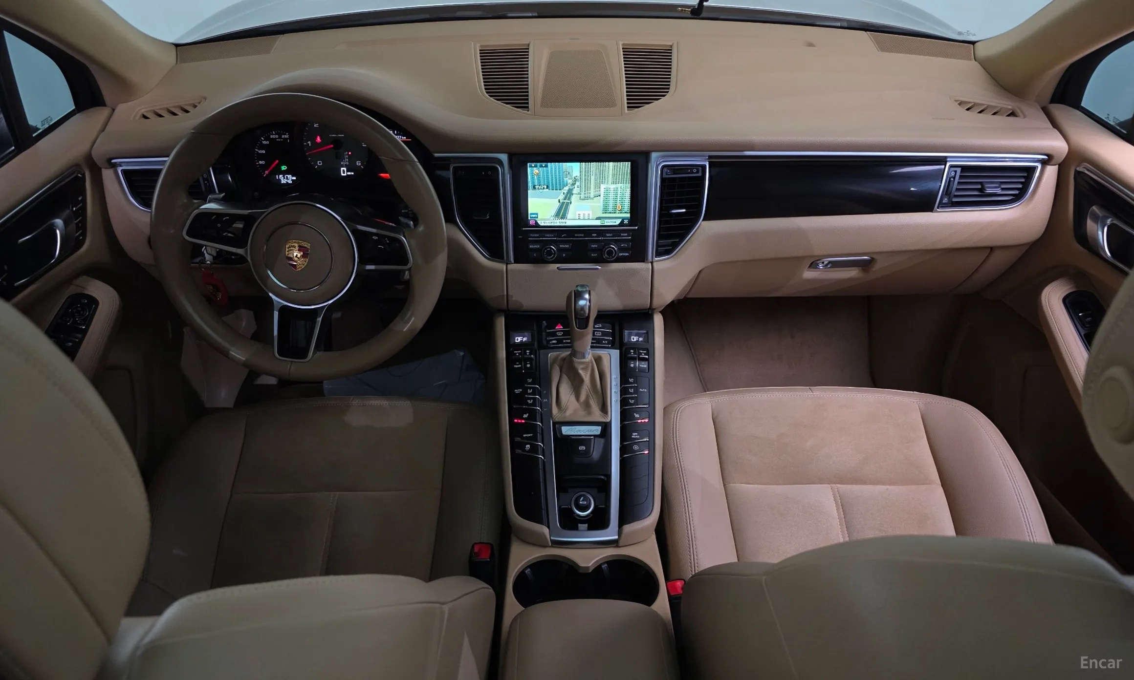 Porsche Macan превью 7