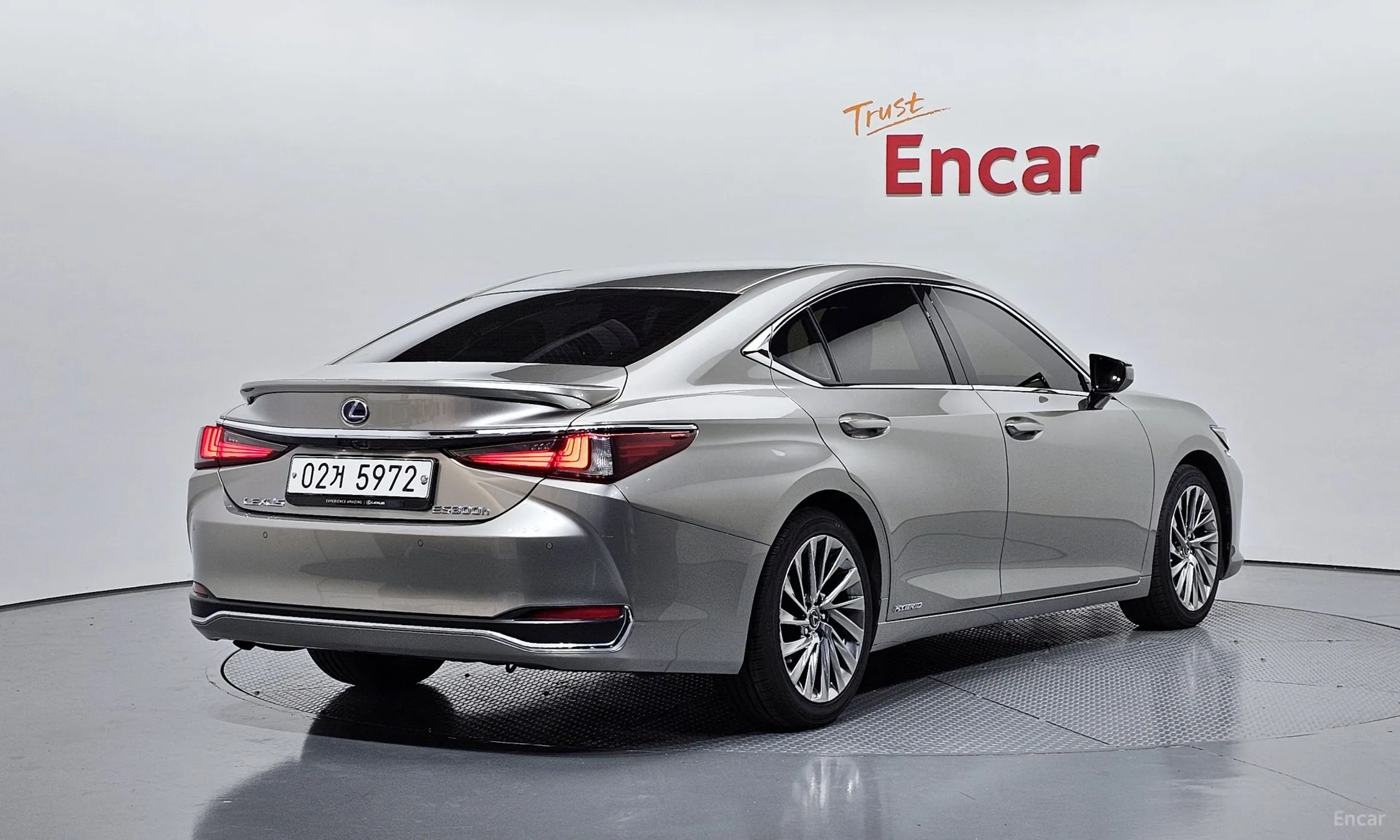 Lexus ES300h 7th Generation превью 2