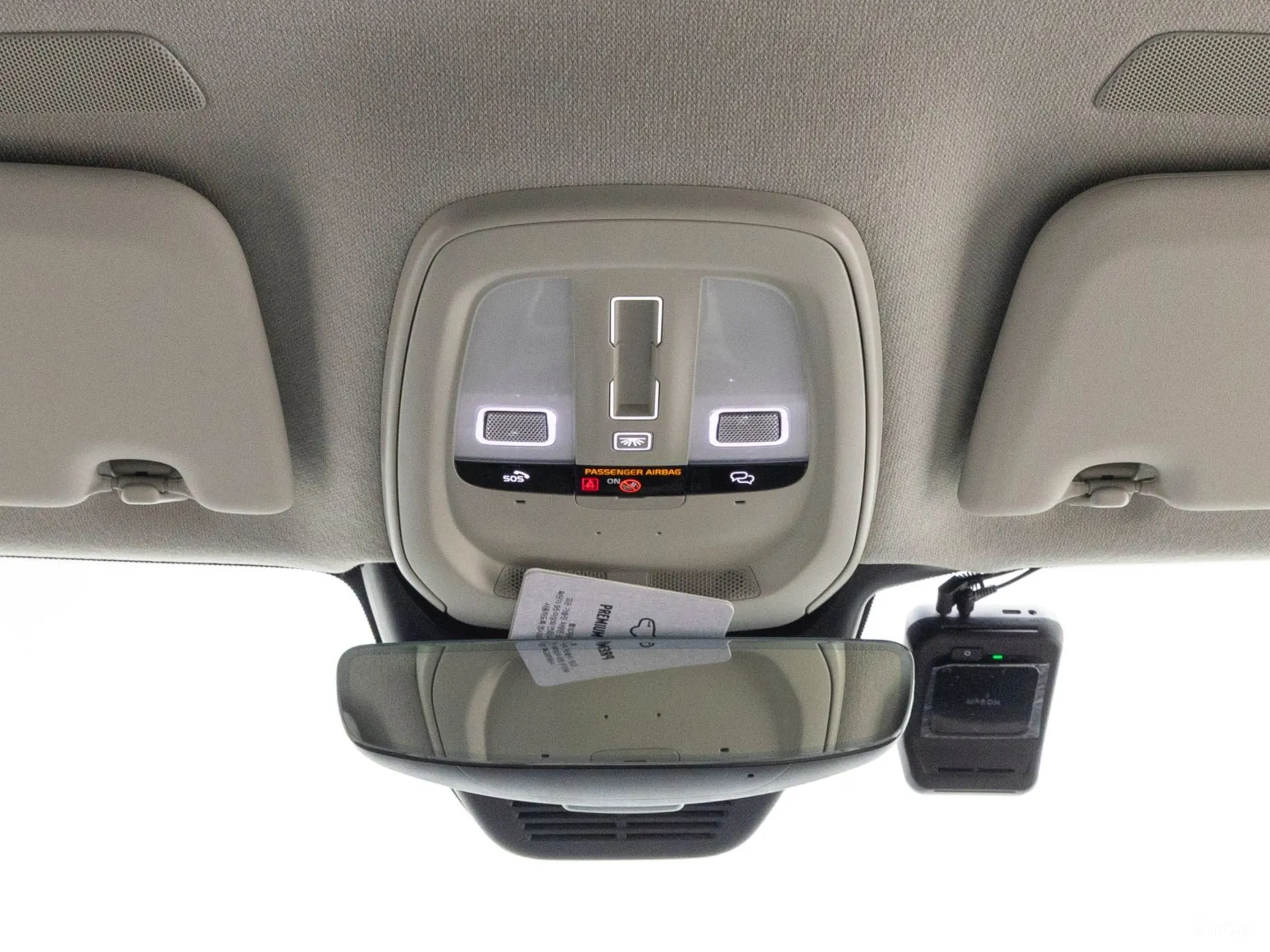 Volvo XC40 превью 16