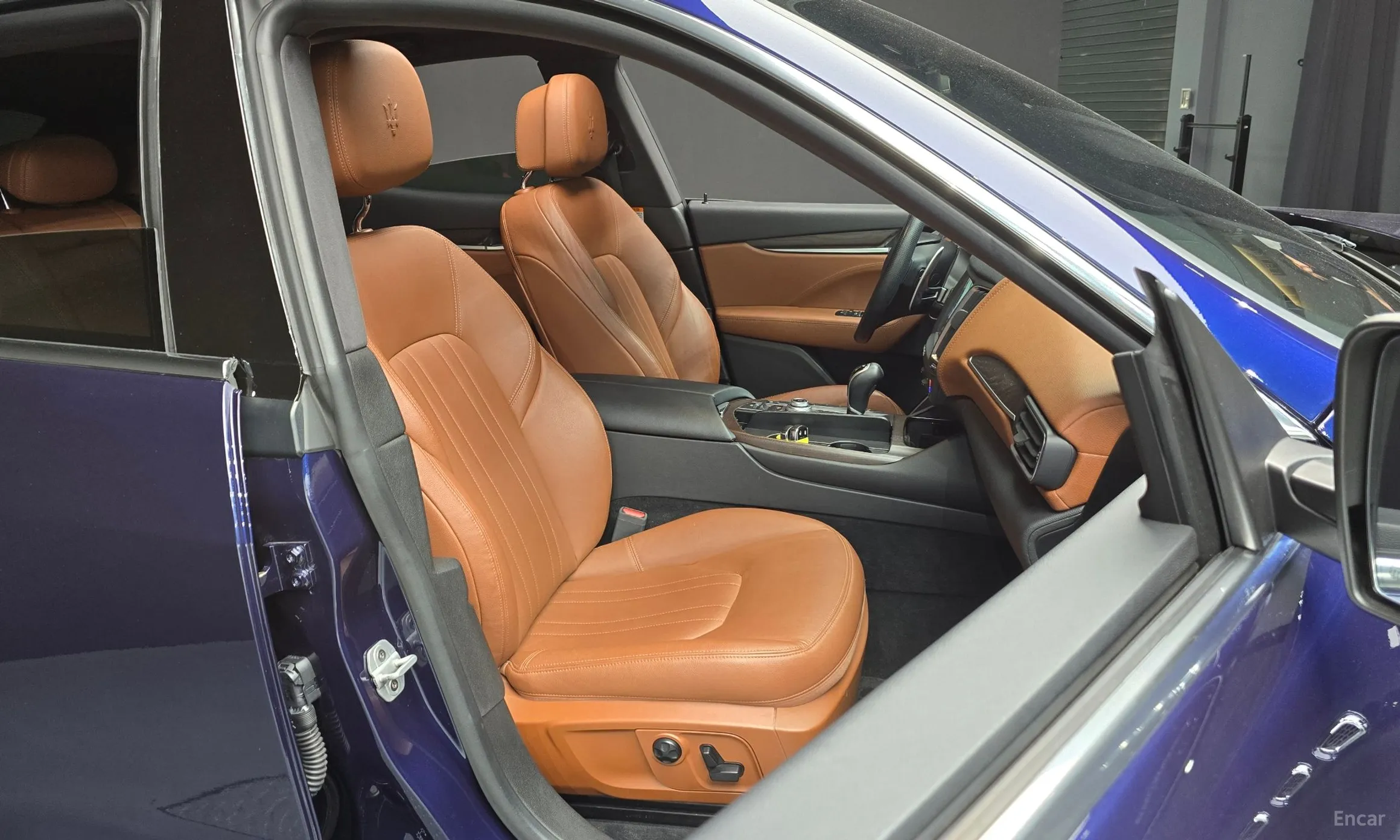 Maserati Levante превью 11