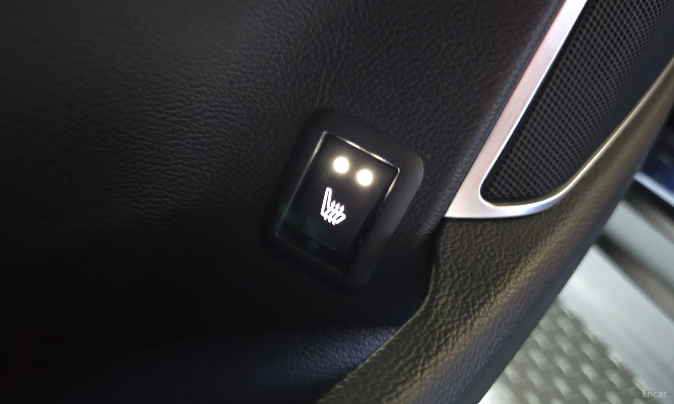Maserati Levante превью 19