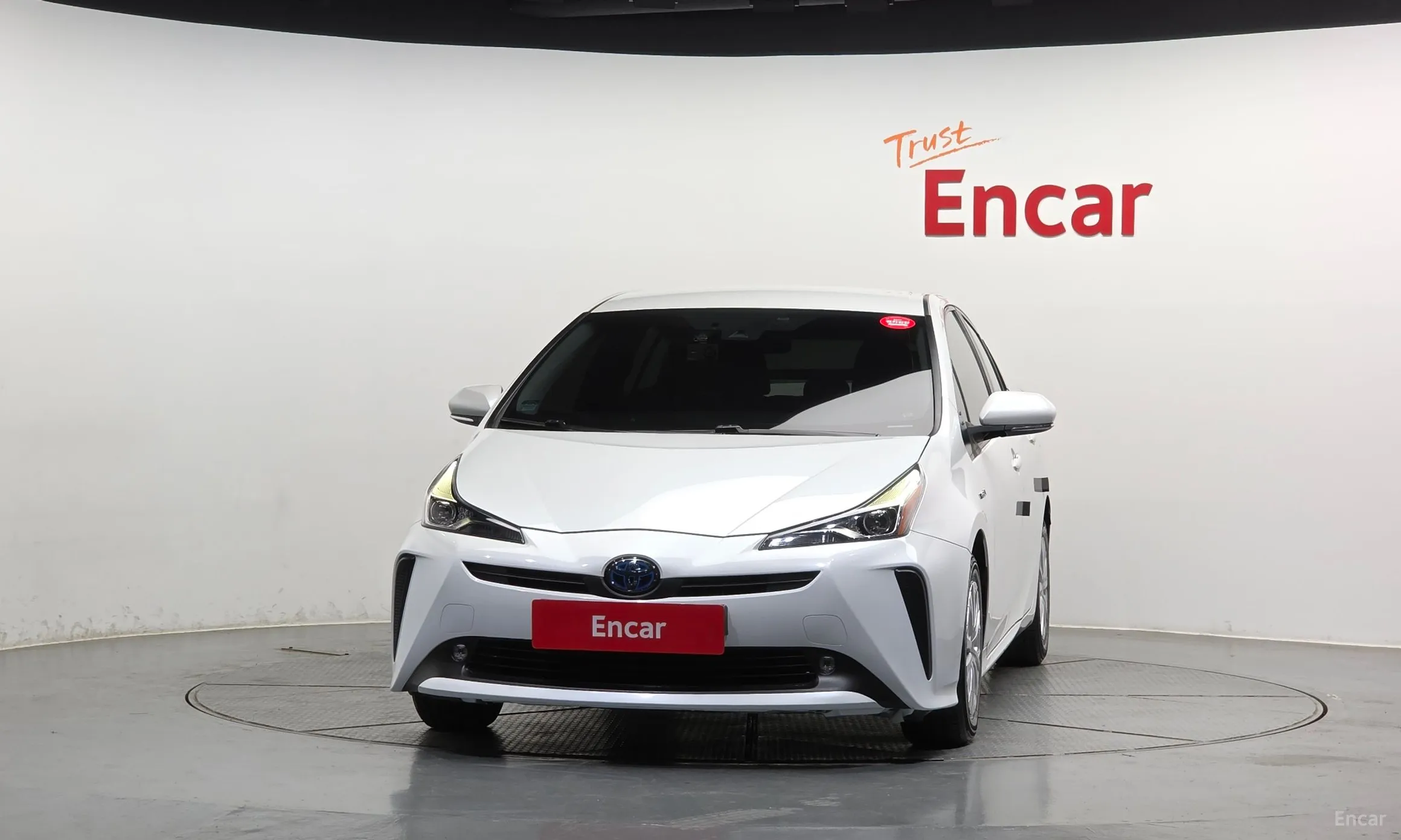 Toyota Prius 4th Generation превью 3