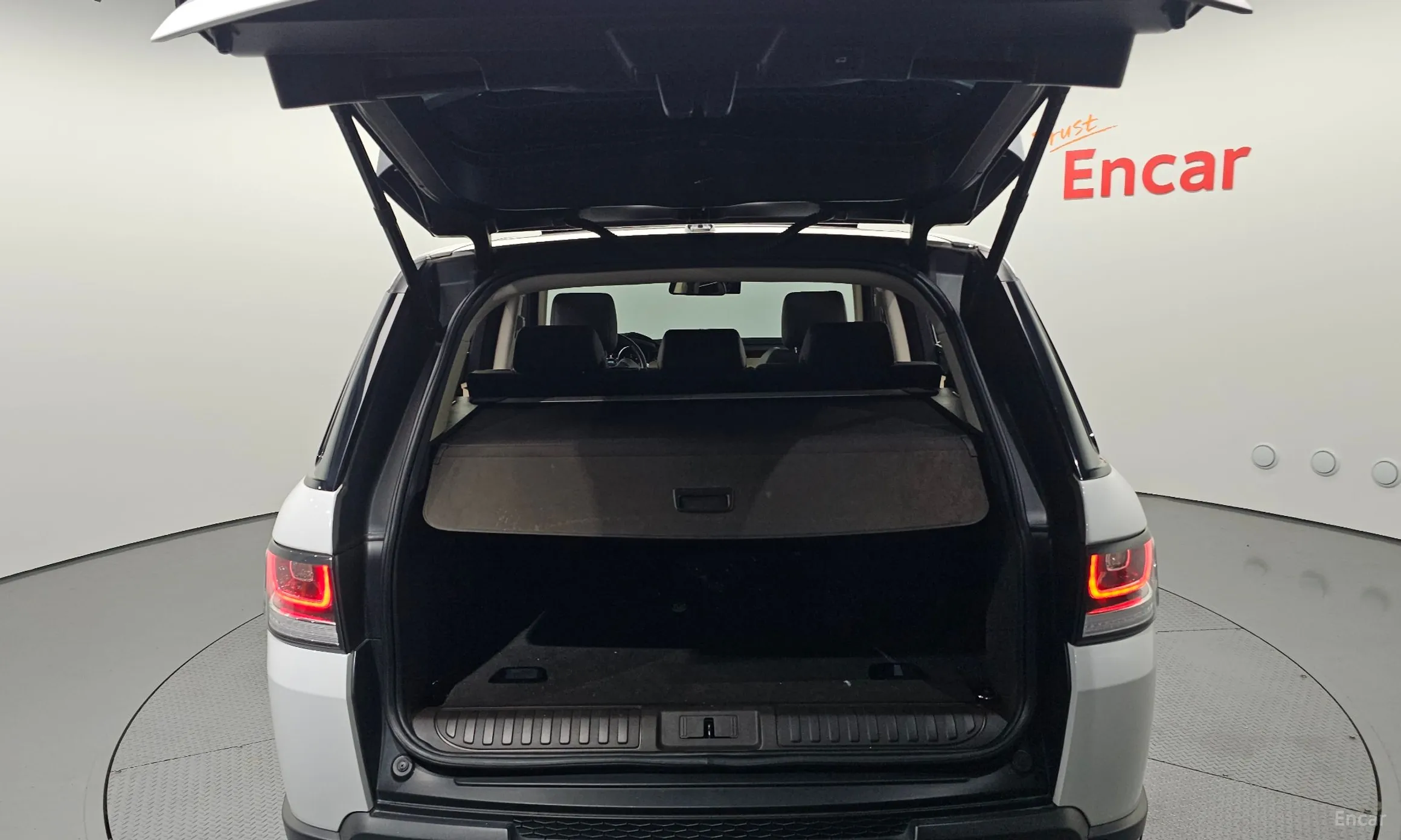 Land Rover Range Rover Sport 2nd Generation превью 20