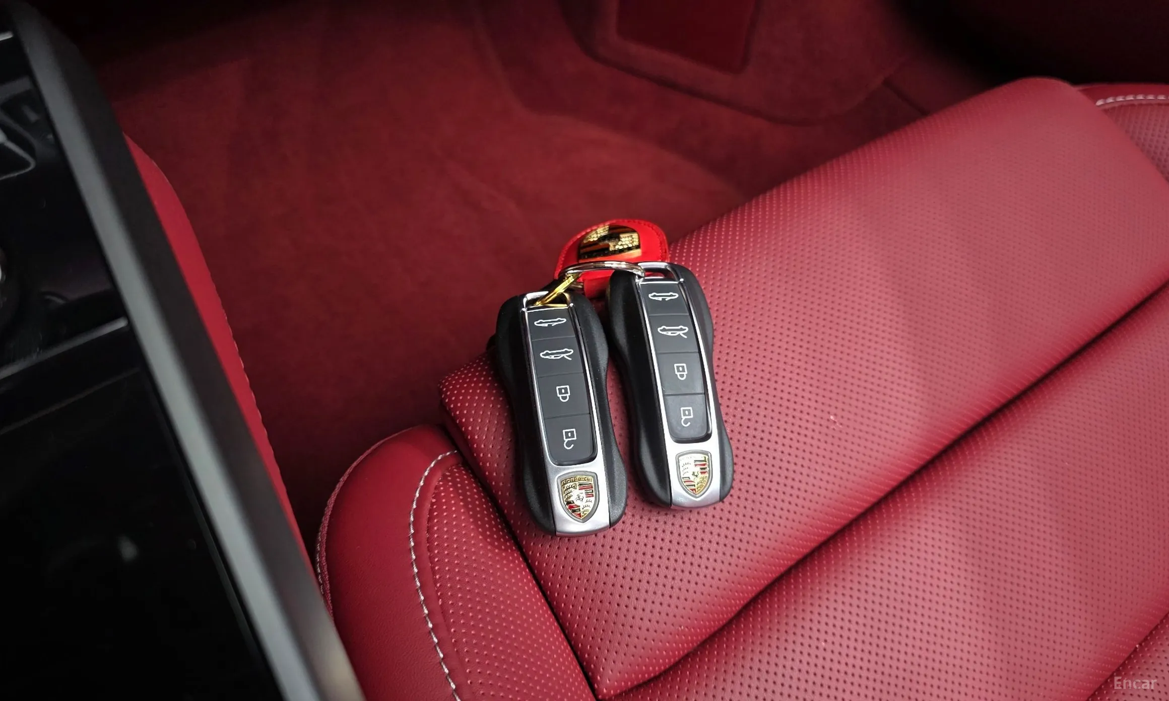 Porsche 911 (992) превью 19