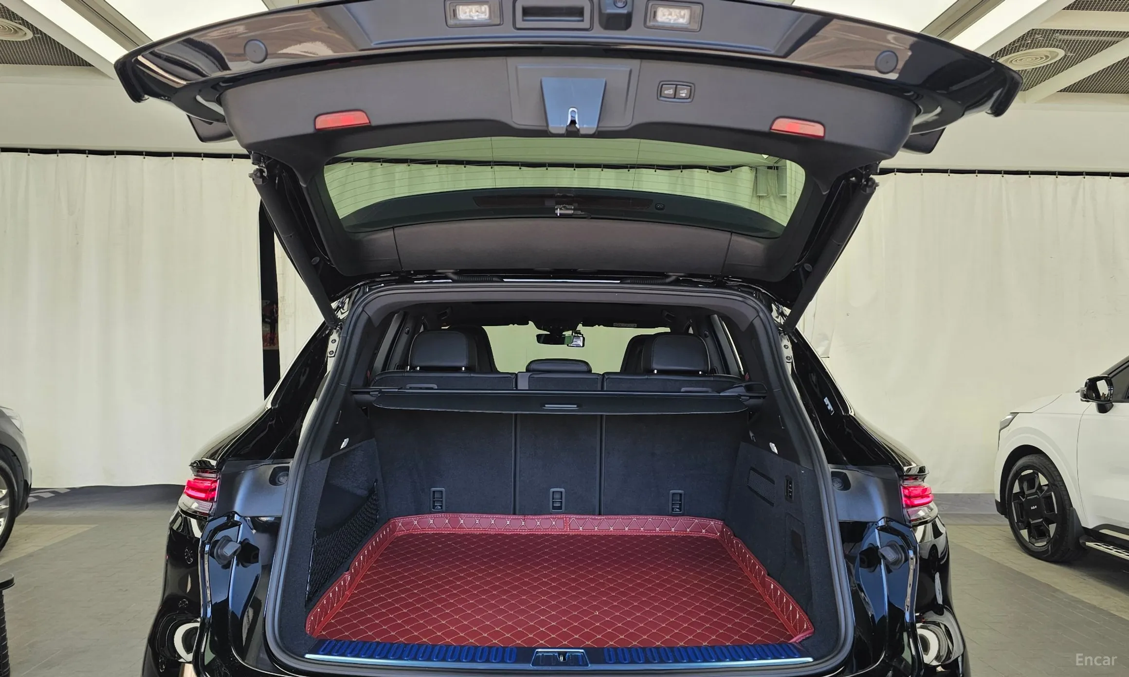 Porsche Cayenne (PO536) превью 20