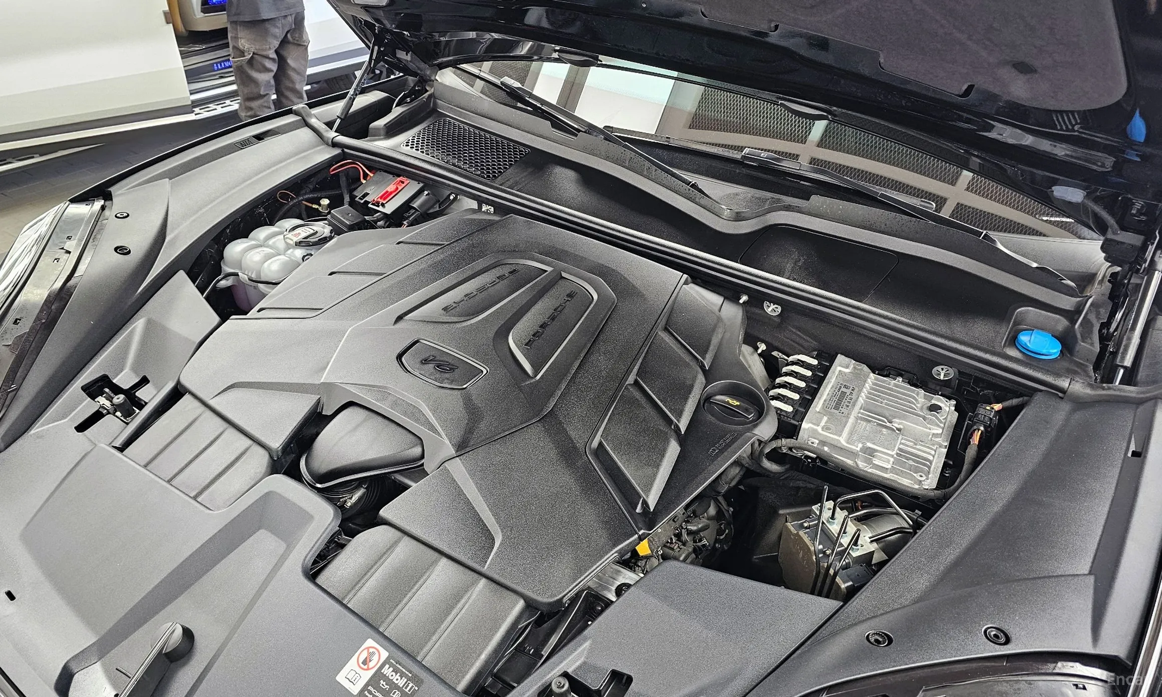 Porsche Cayenne (PO536) превью 6