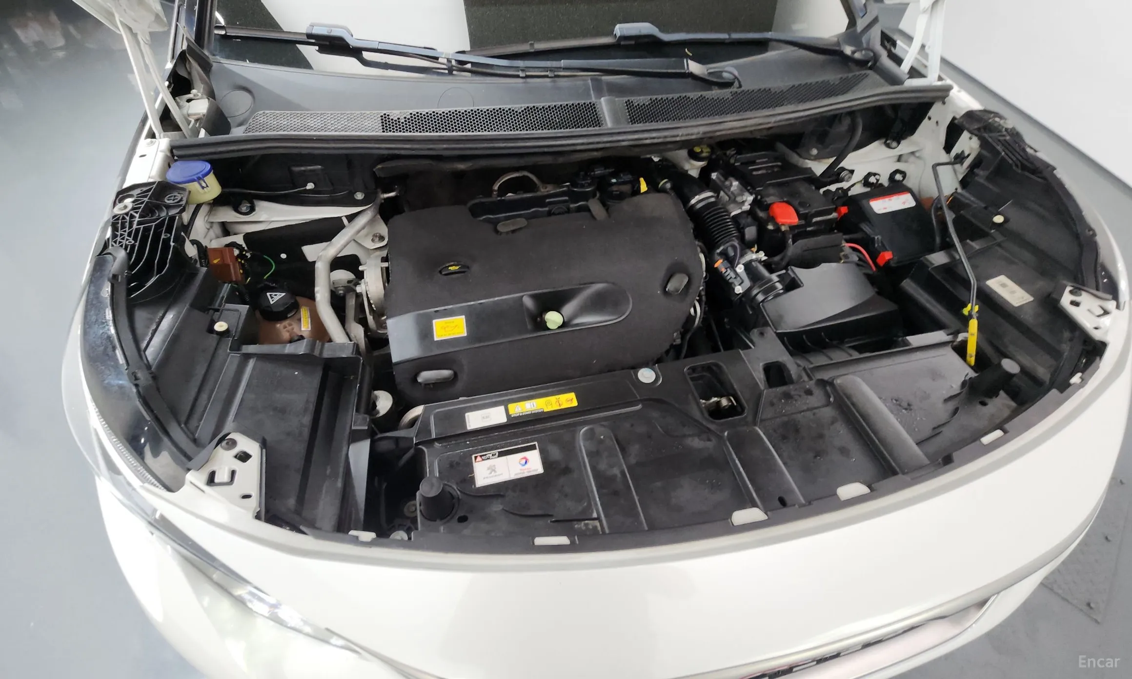 Peugeot 5008 2nd generation превью 6