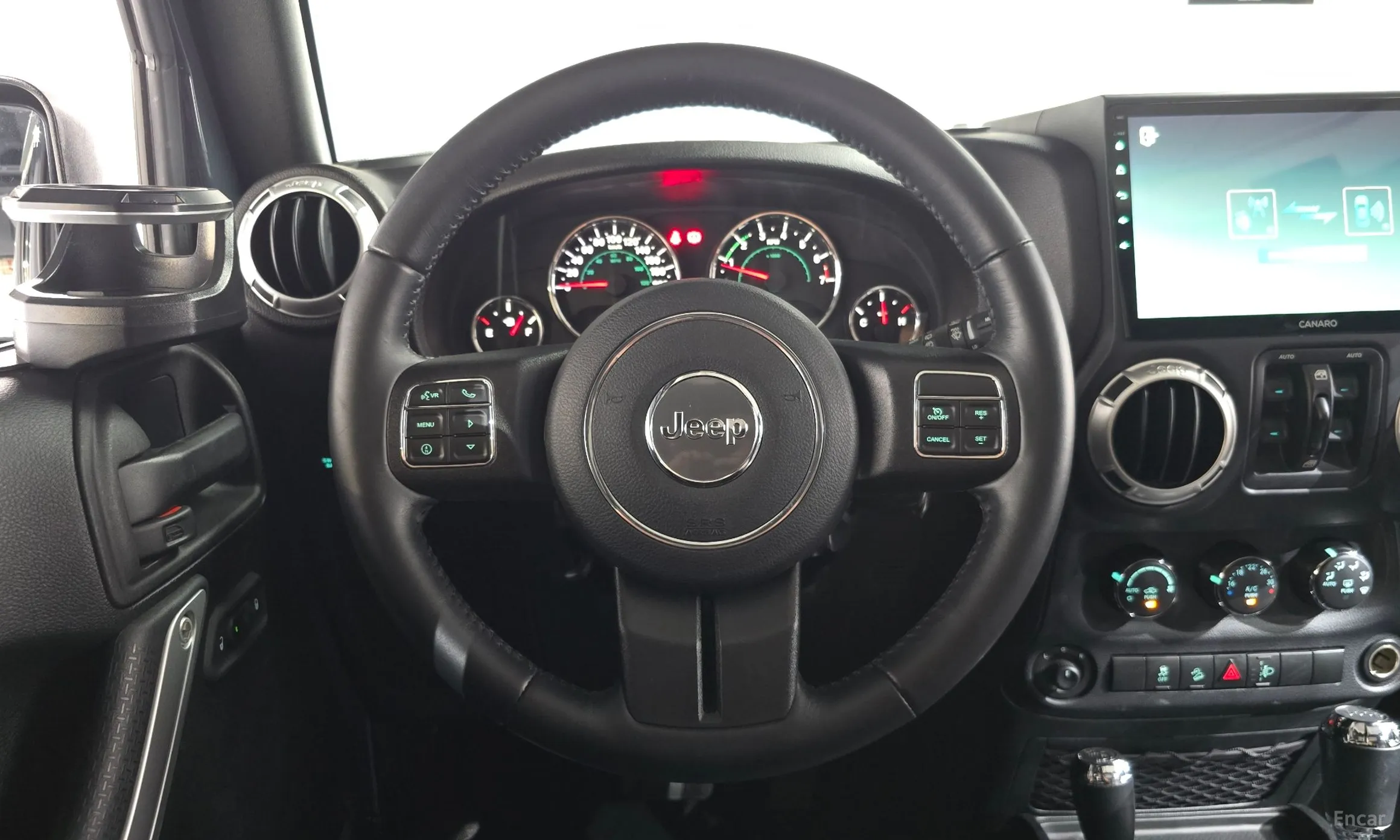 Jeep Wrangler (JK) превью 13